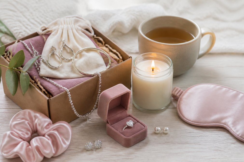 Best Wellness Gifts for Stressed Friends