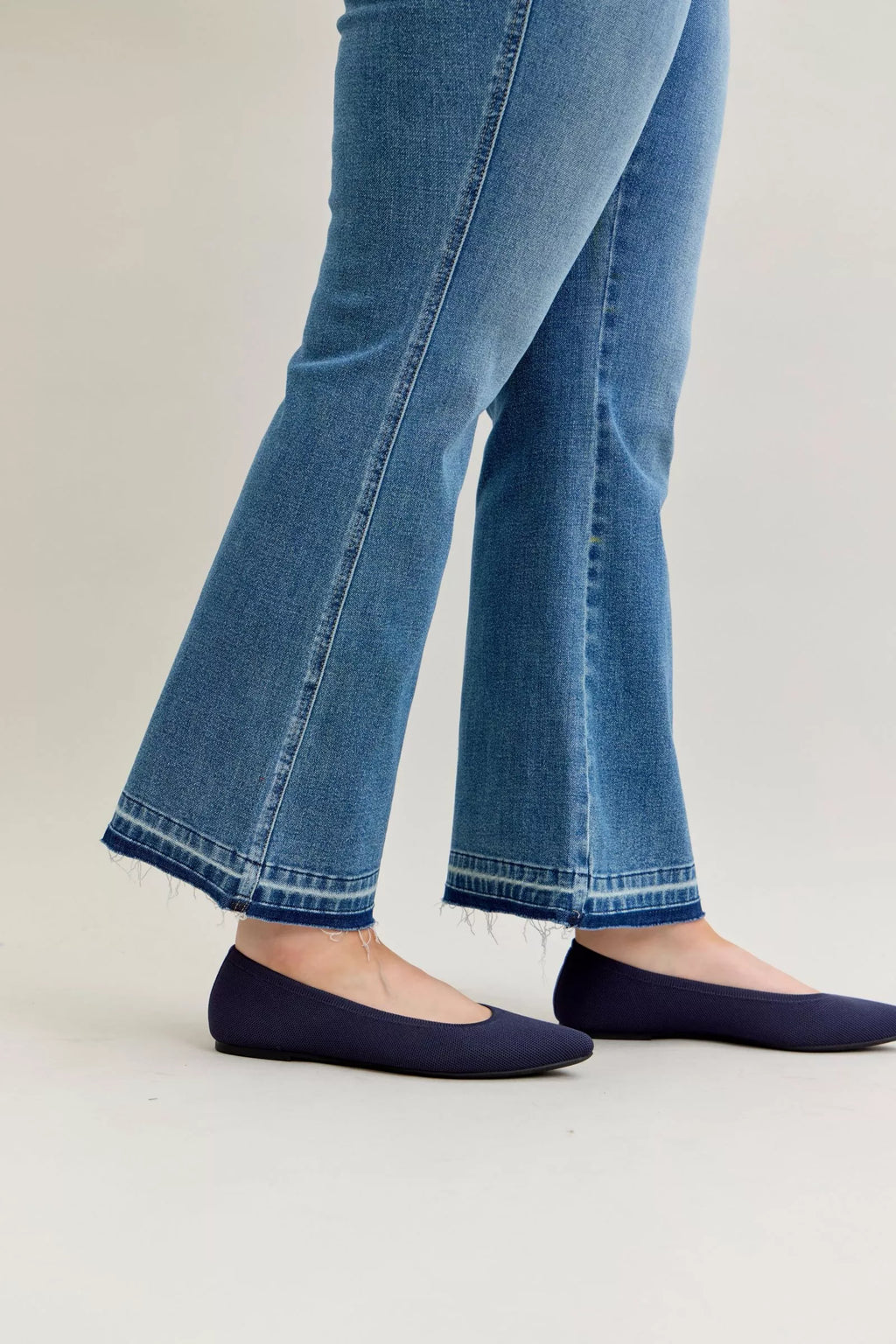 Judy Blue Plus Size Jeans Mid Rise Slim Bootcut Tummy Control Release Hem For Curvy Women