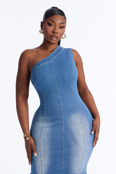 https://cdn.shopify.com/s/files/1/0293/9277/files/04-30-26_S5_65_MD2564FN_Denim_JG_IM_14-42-51_PLUS_35785_PXF.jpg?v=1778107657&with=400&height=600