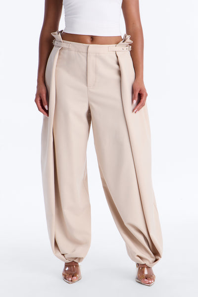 https://cdn.shopify.com/s/files/1/0293/9277/files/05-19-26_S1_38_V225PT07194_Beige_LB_SS_14-11-12_0677_PXF.jpg?v=1779811154&with=400&height=600