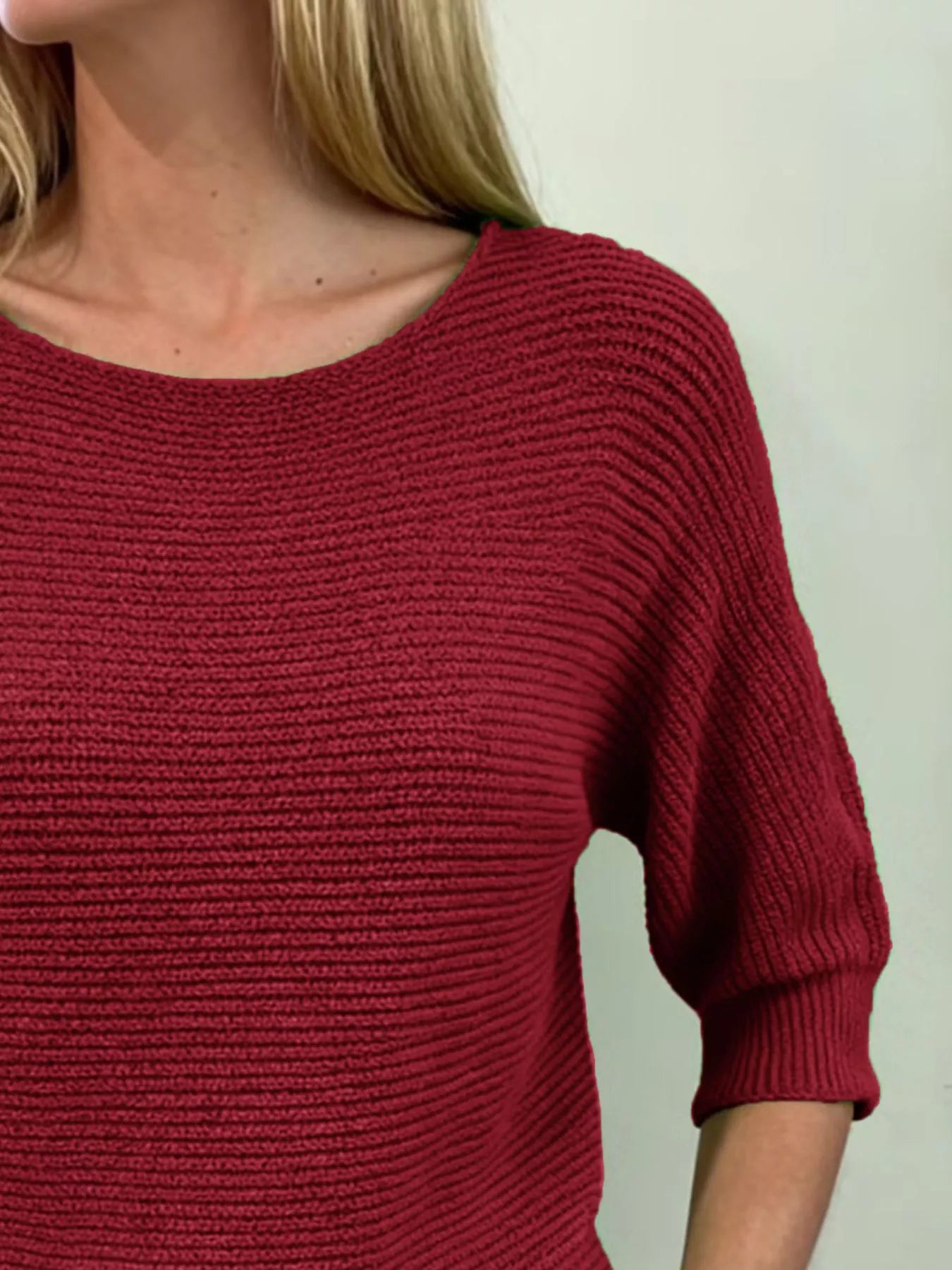 White Ribbed Knit Round Neck Sweater Half Sleeve Pullover