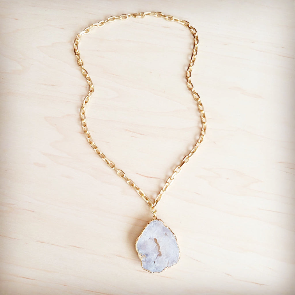 **Matte Gold Gilded Agate Pendant on Gold Chain Necklace 257kl