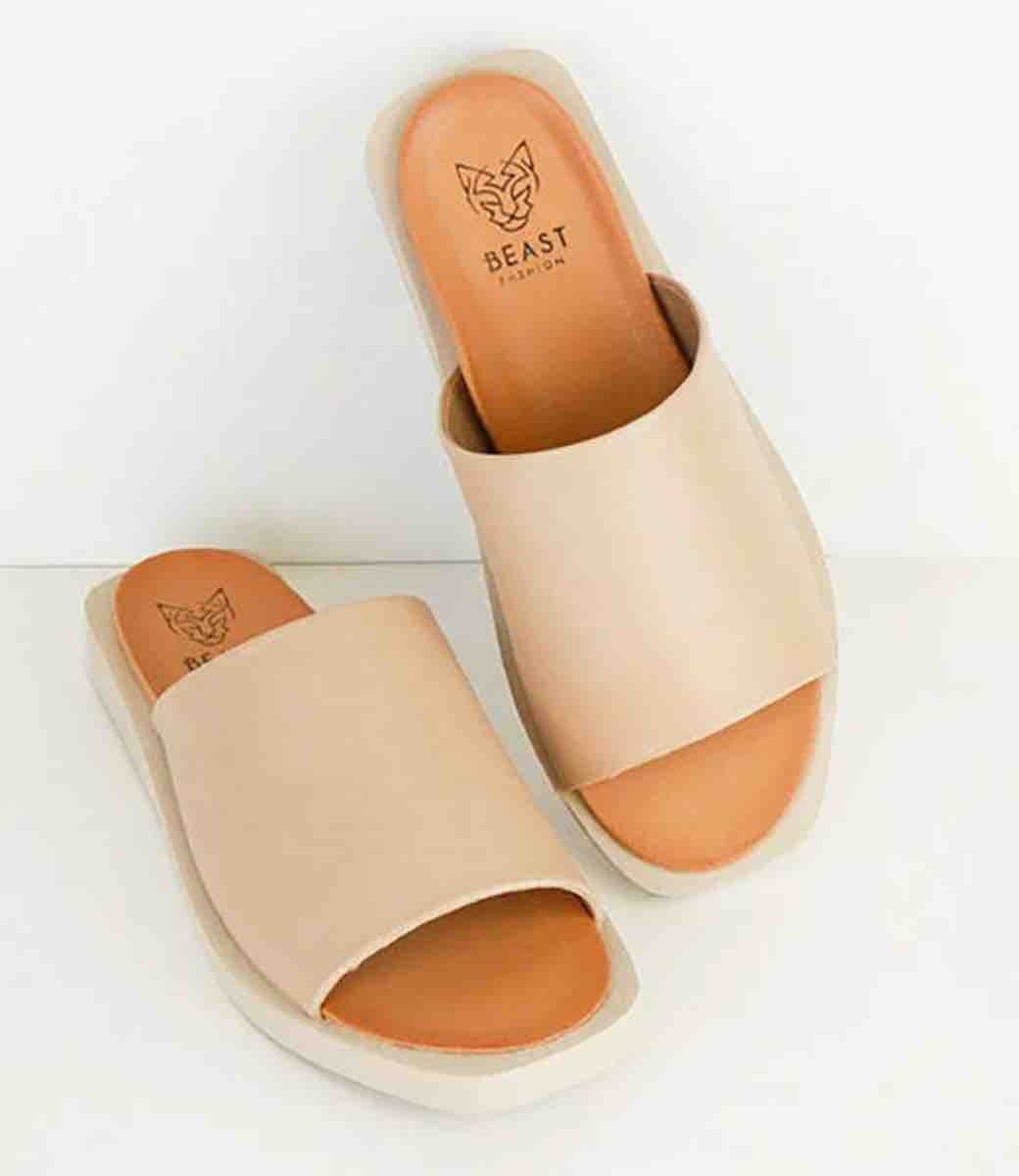 Vivianne Sandal - Nude