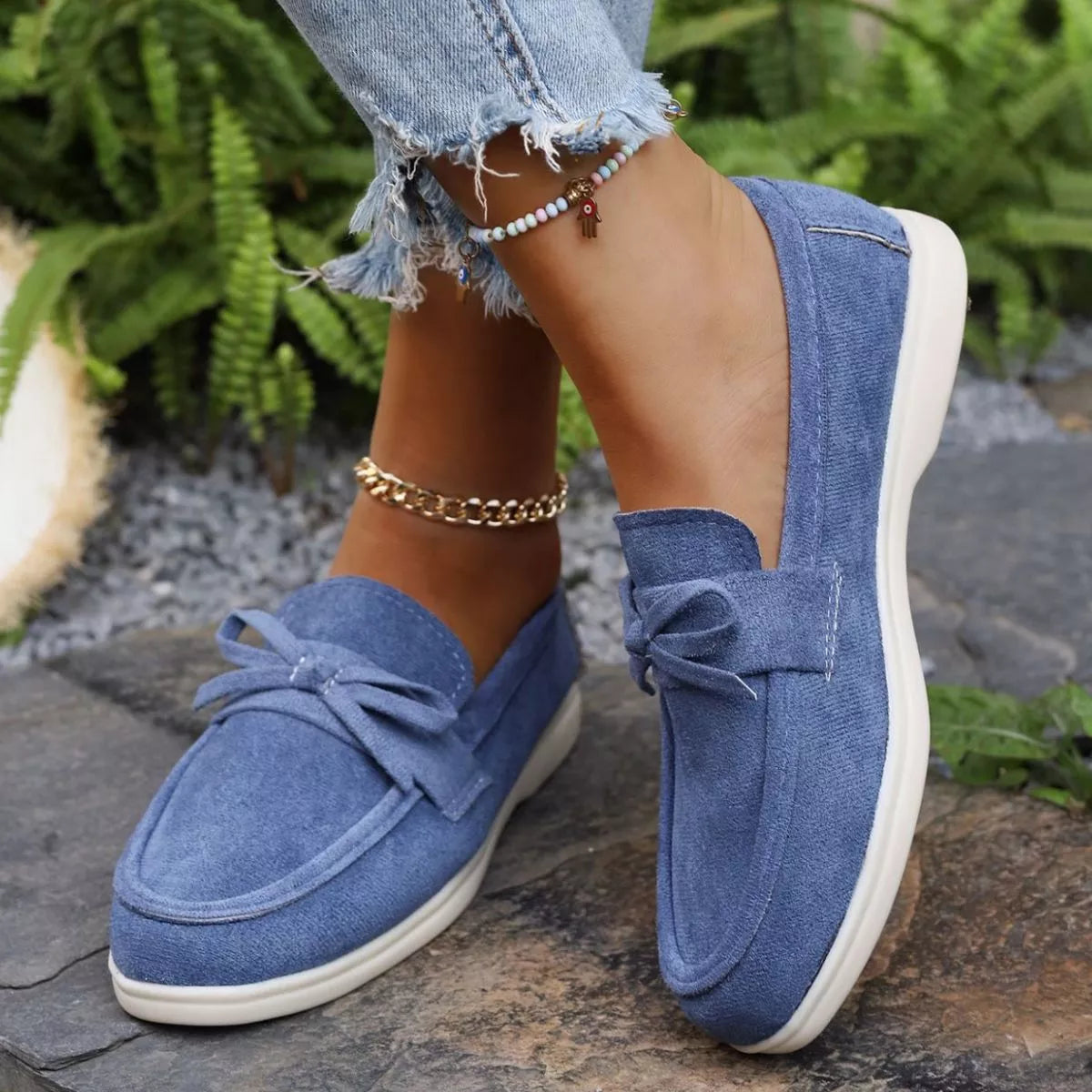 Women's Gray Suede Bow Slip-On Flats Round Toe Casual Shoes