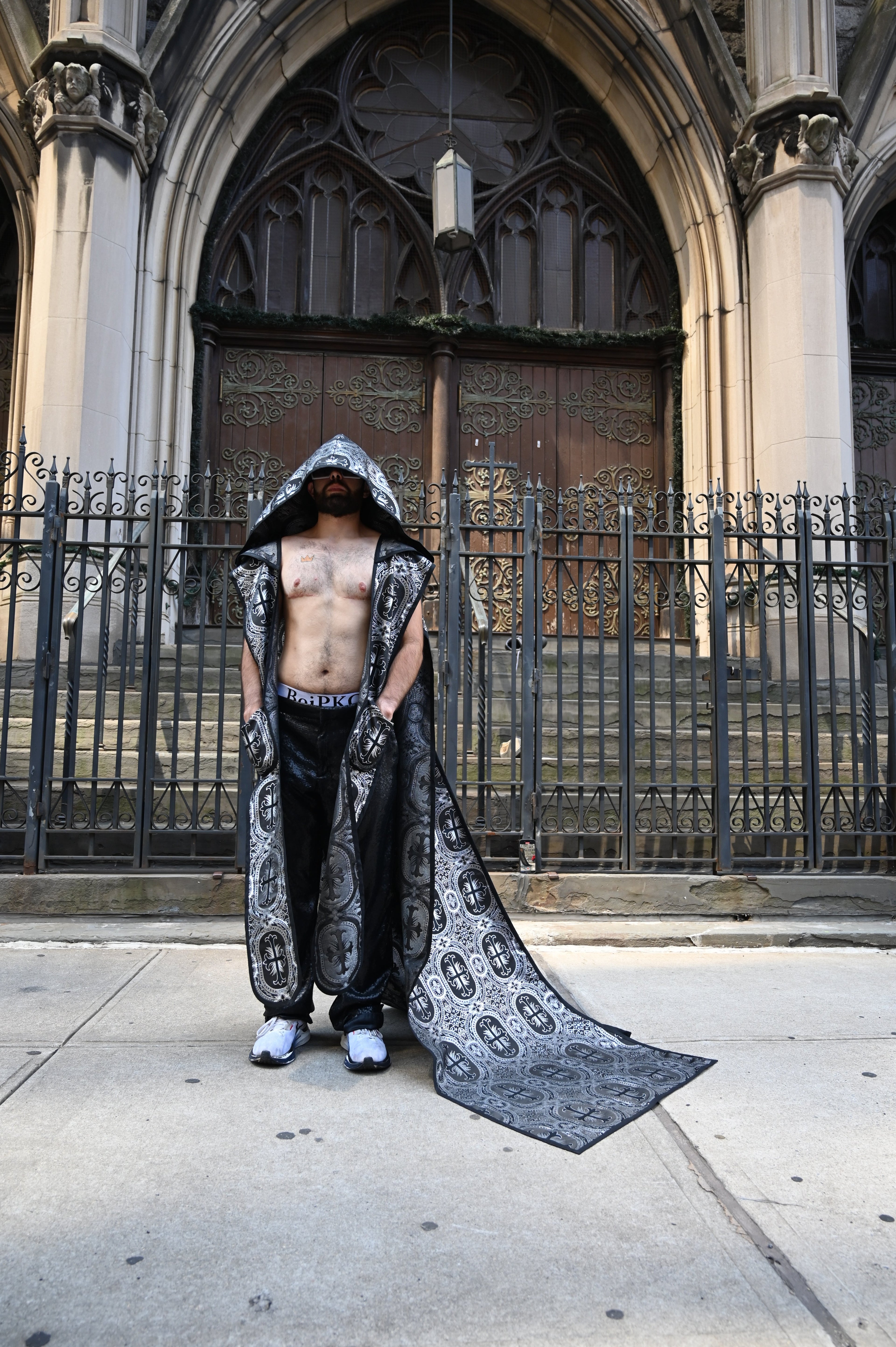 The Hooded Side Duster