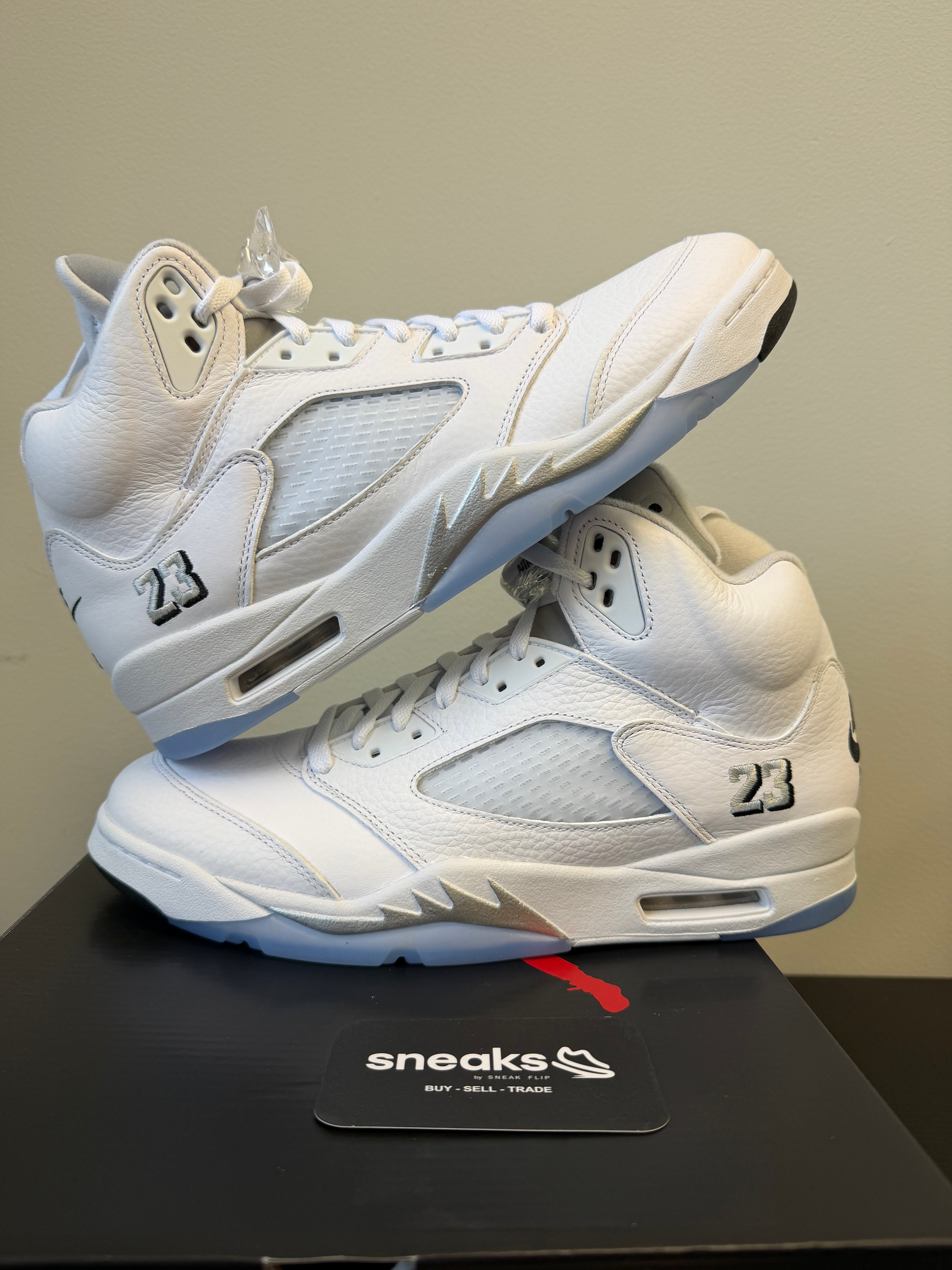 NEW Jordan 5 Retro White Metallic (2026) HQ7978-103