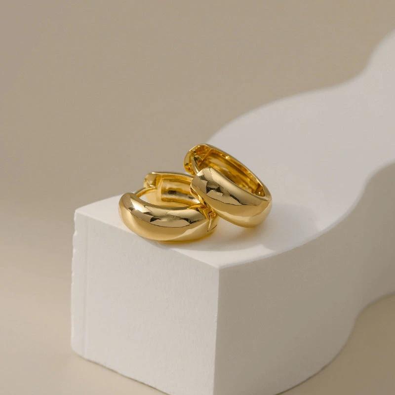 Women's Versatile And Simple Plain Hoop Earrings