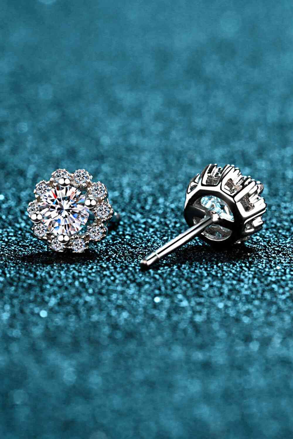Moissanite Jewelry Floral-Shaped Stud Earrings – Sparkling 1 Carat Design See size chart under “more details”