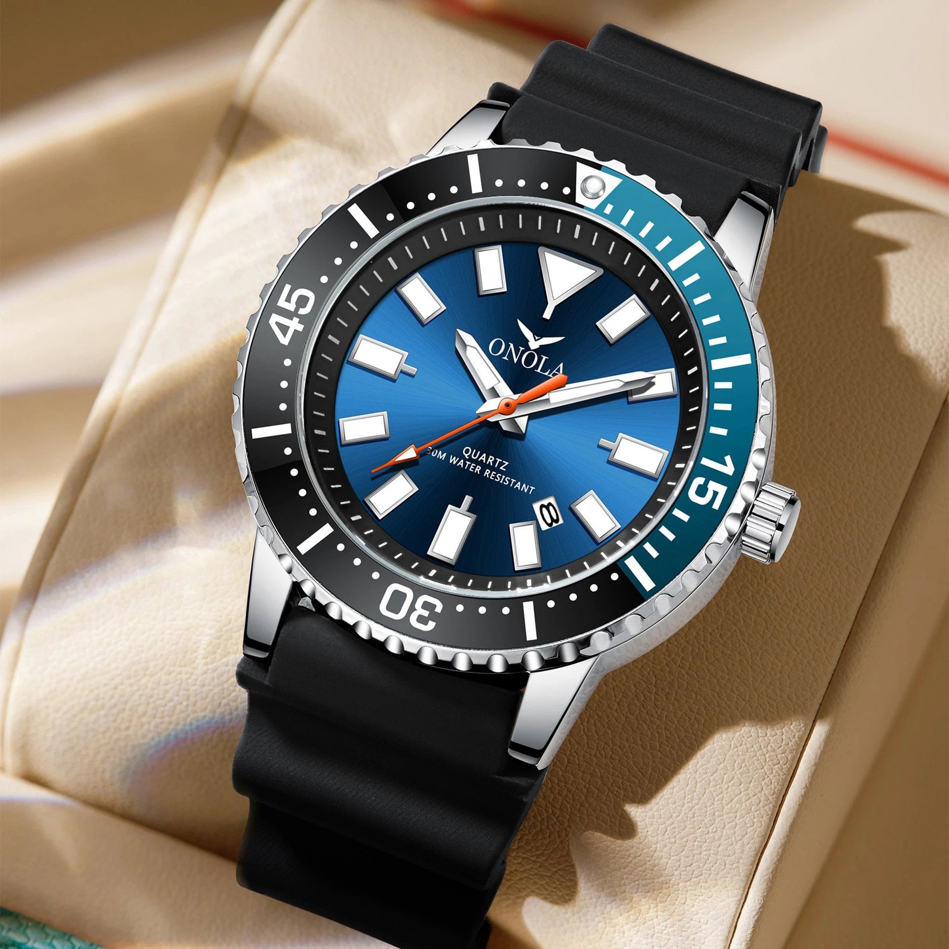 Business Casual Men's Waterproof Tape Quartz Watch