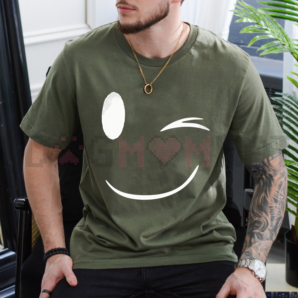 Classic Smiley Face Graphic Tee