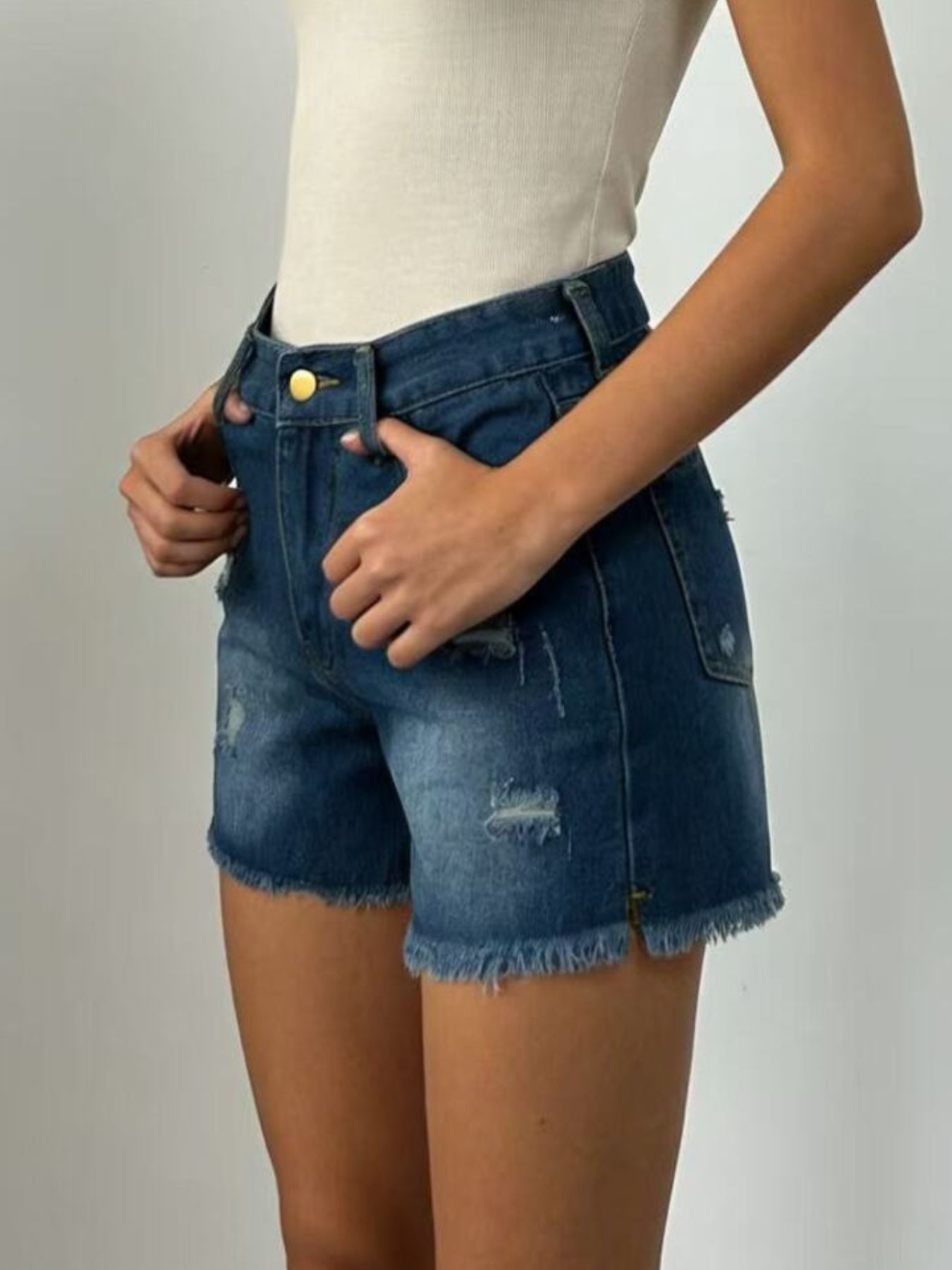 Women's High Rise Distressed Frayed Hem Denim Shorts