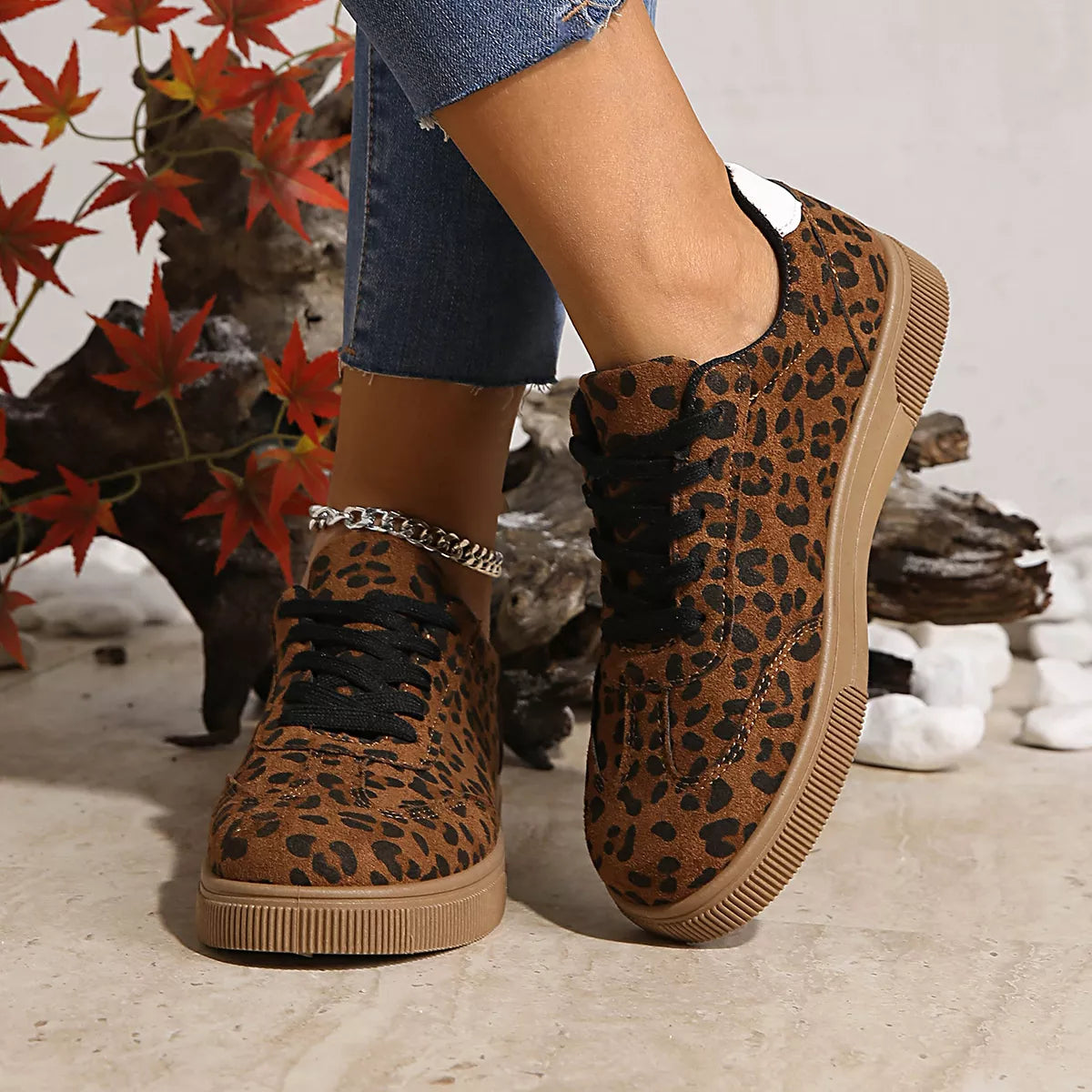 Women's Leopard Print Suede Lace Up Sneakers Casual Flat Shoes