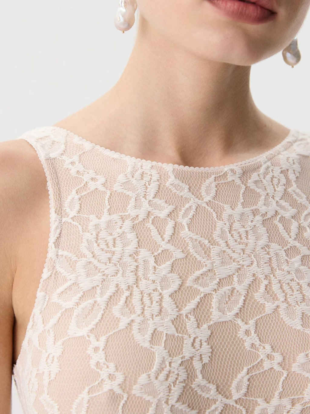 Women's Sheer Floral Lace Round Neck Tank Top in Ivory