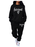 WDIRARA Women's Plus Size Letter Graphic 2 Piece Outfits Long Sleeve Sweatshirt Sweatpants Set Tracksuit