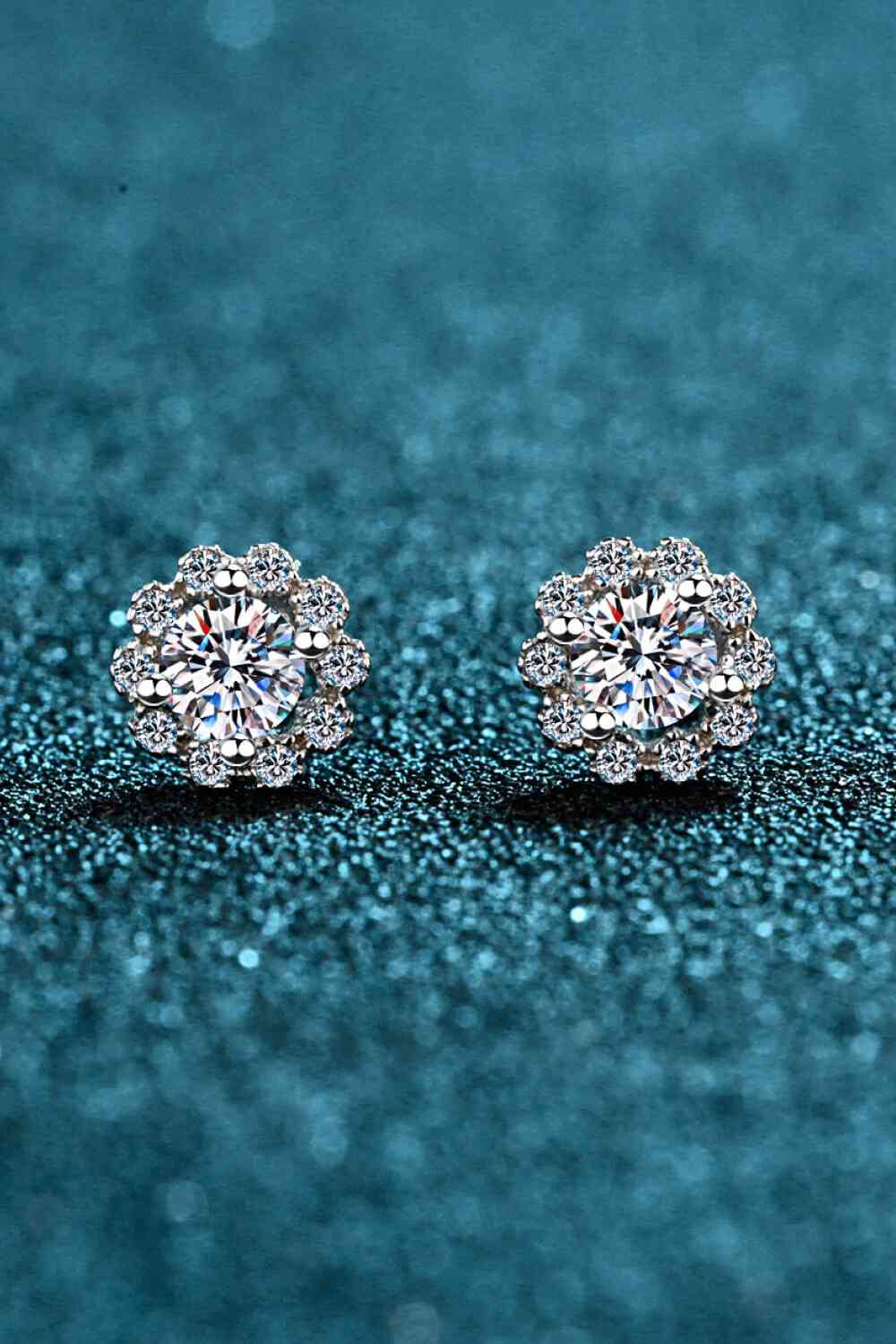 Moissanite Jewelry Floral-Shaped Stud Earrings – Sparkling 1 Carat Design See size chart under “more details”