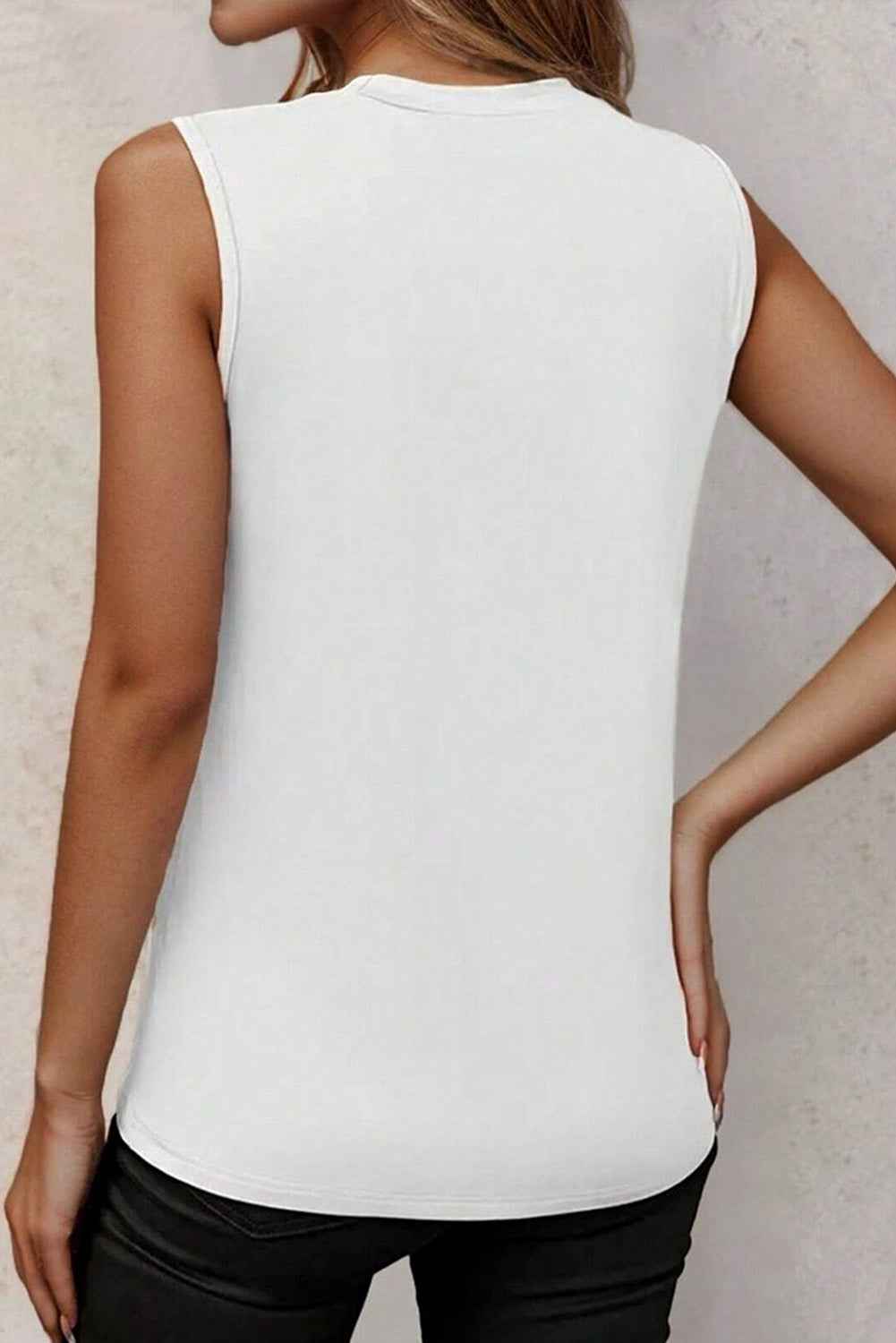 White Pleated Women's Top - Solid Color Crew Neck Design
