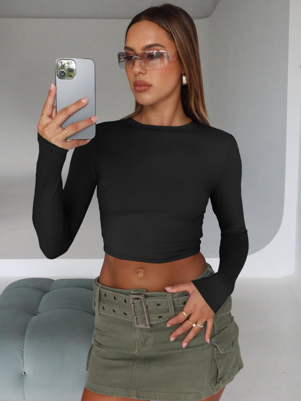 Trendy Queen Womens Long Sleeve Crop Tops Basic Slim Fitted Shirts Spring Fashion Outfits 2026 Teen Girl Clothes