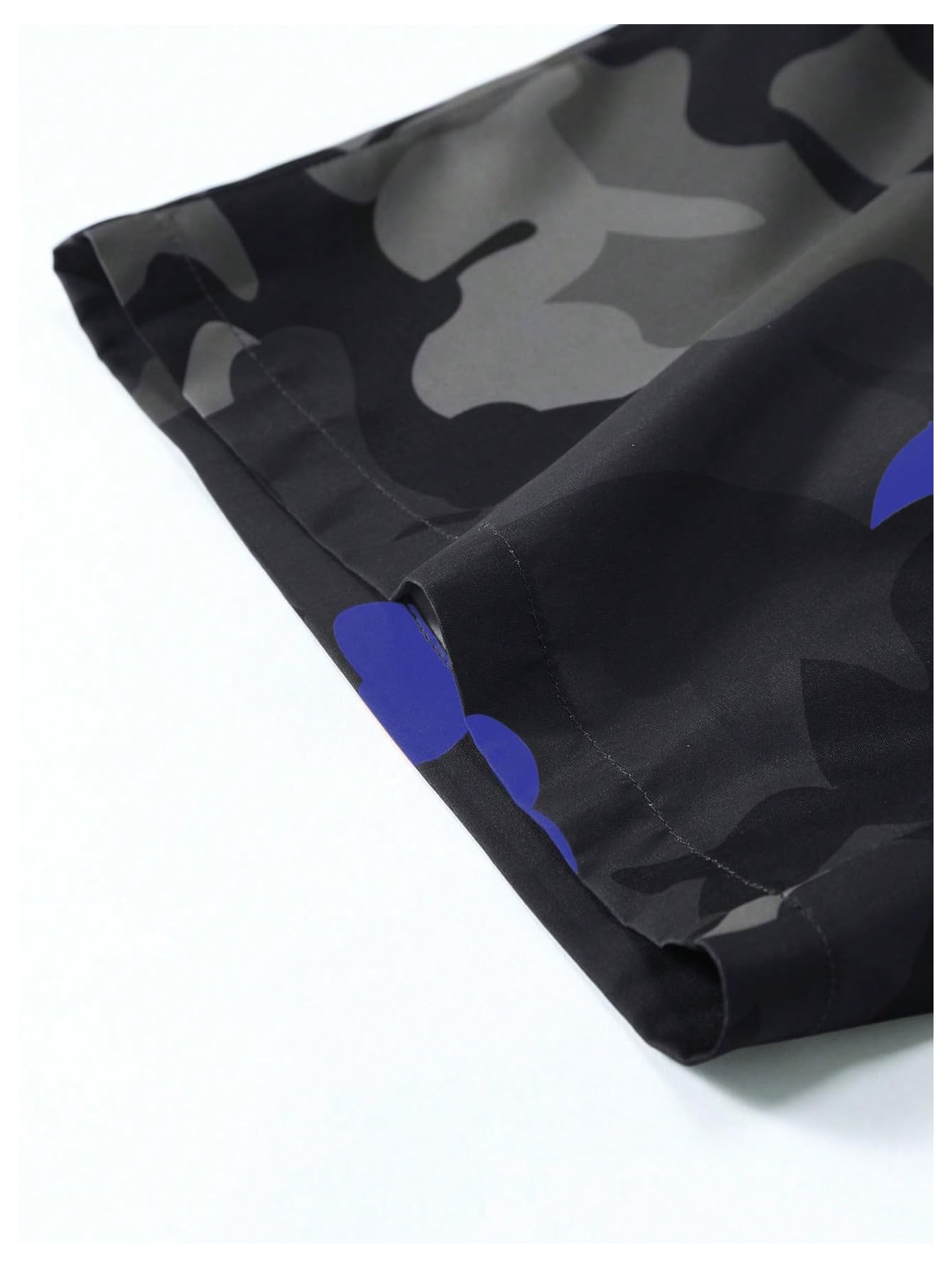 WDIRARA Men's Big and Tall 2 Piece Outfits Letter Camo Print Short Sleeve Tracksuit Track Shorts Set