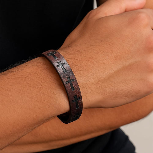 1PC Cross Unique Clasp Woven Bracelet, Leather Band Bracelet, Stylish Cross Design for Women and Men, Classical and Fashion Jewelry Accessory(Brown)