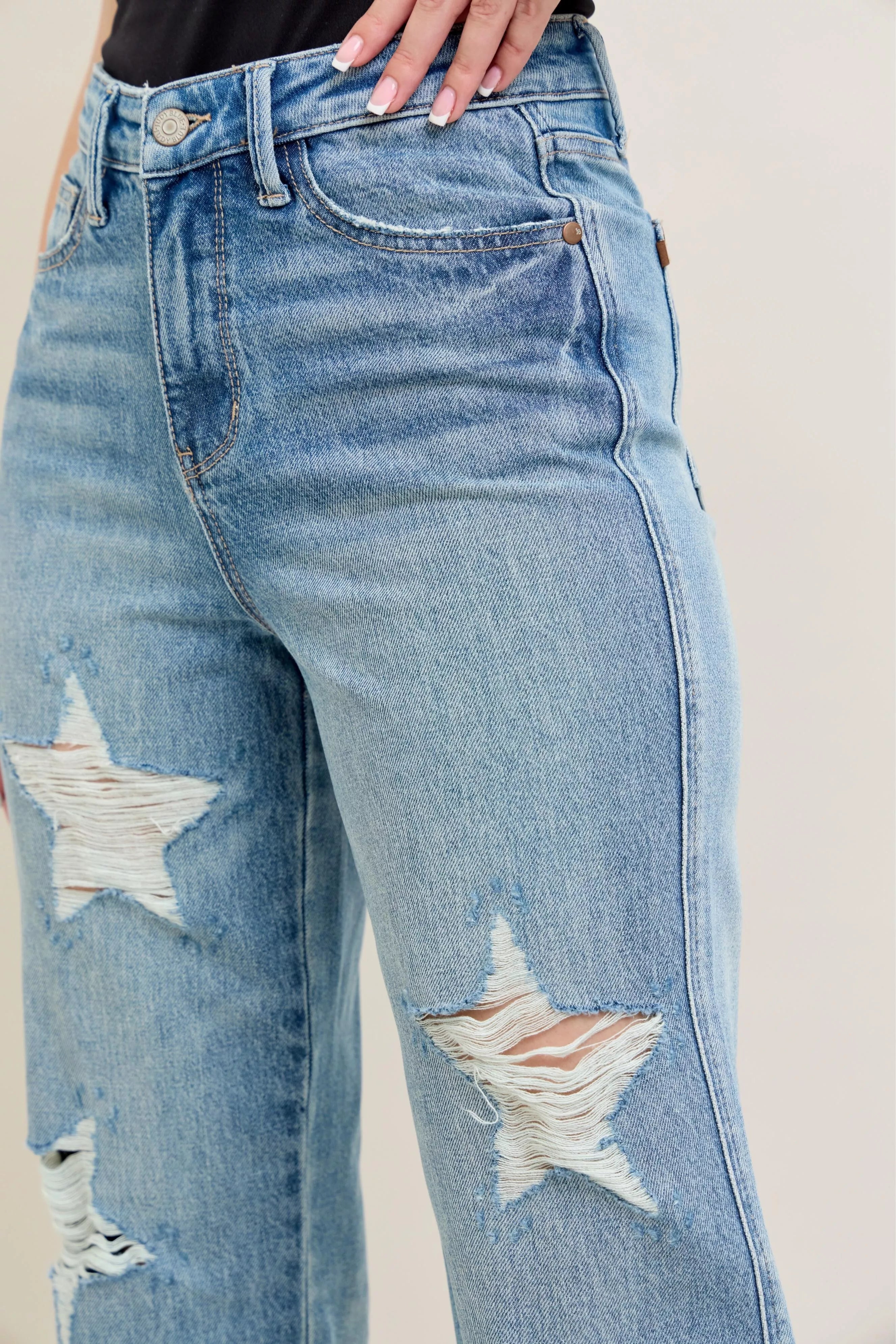 Judy Blue High Waist Rigid Jeans With Edgy Magic Star Destroy Detail 90s Straight Leg Plus Size