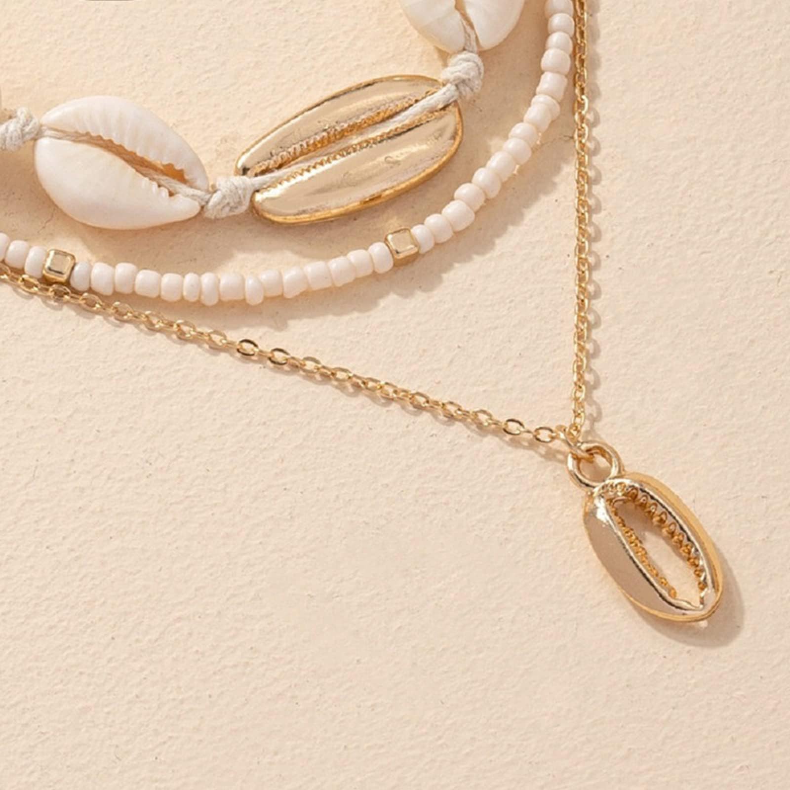YANCHUN Shell Necklace Beach Jewelry for Women Sea Shell Necklace Layered Gold Shell Charm Necklaces Summer Outfits for Women Beach Fashion Accessories