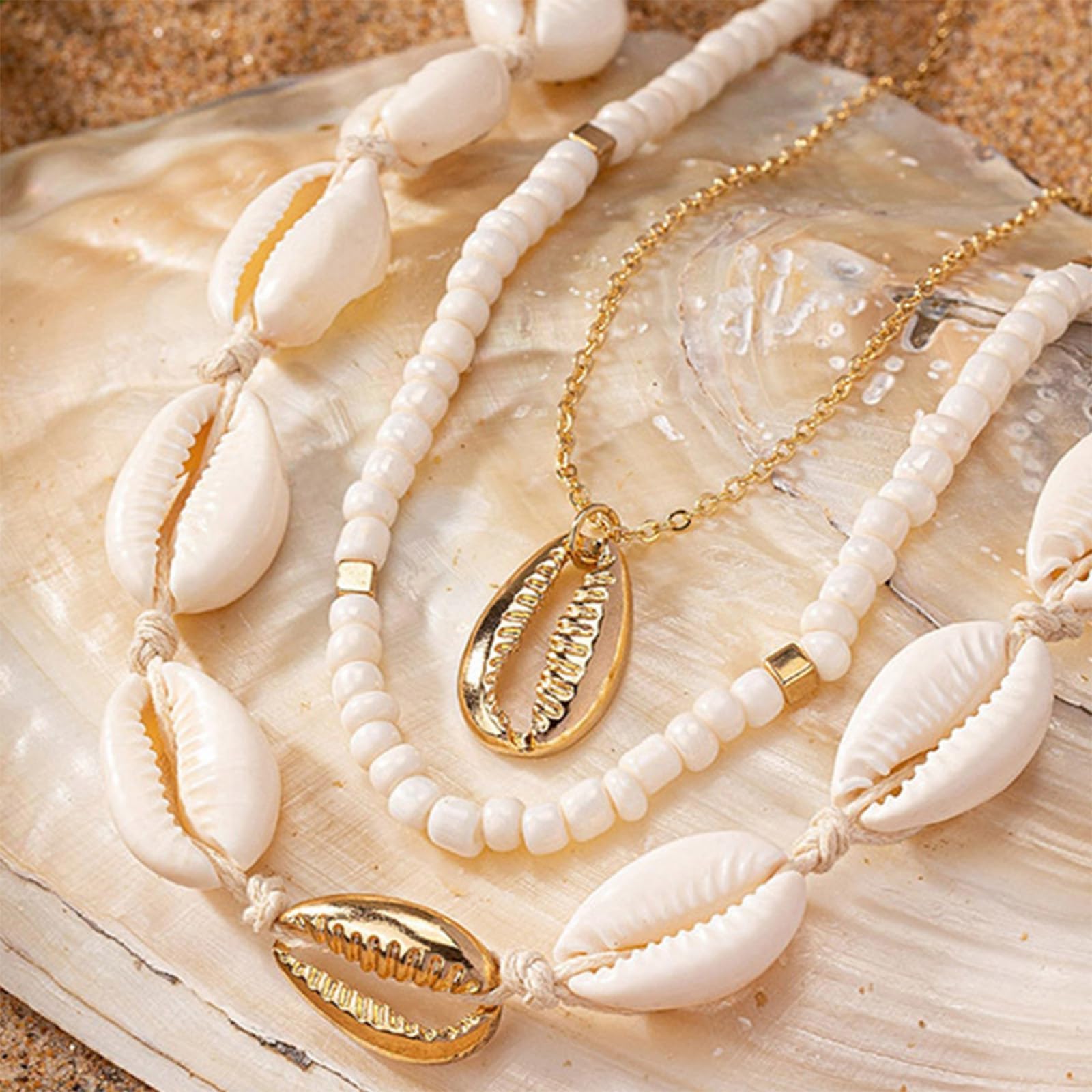 YANCHUN Shell Necklace Beach Jewelry for Women Sea Shell Necklace Layered Gold Shell Charm Necklaces Summer Outfits for Women Beach Fashion Accessories