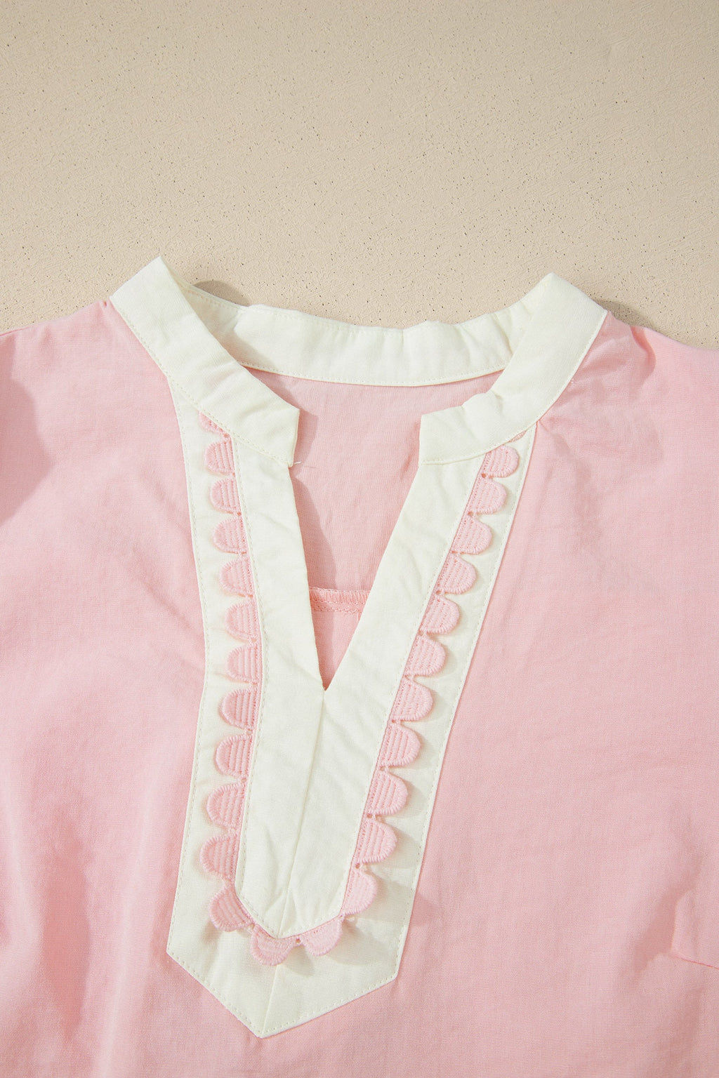 Light Pink Scallop Color Block Trim Puff Sleeve Mini Dress