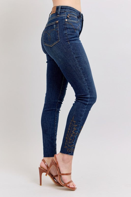 Judy Blue Plus Size Embroidered High Rise Skinny Jeans