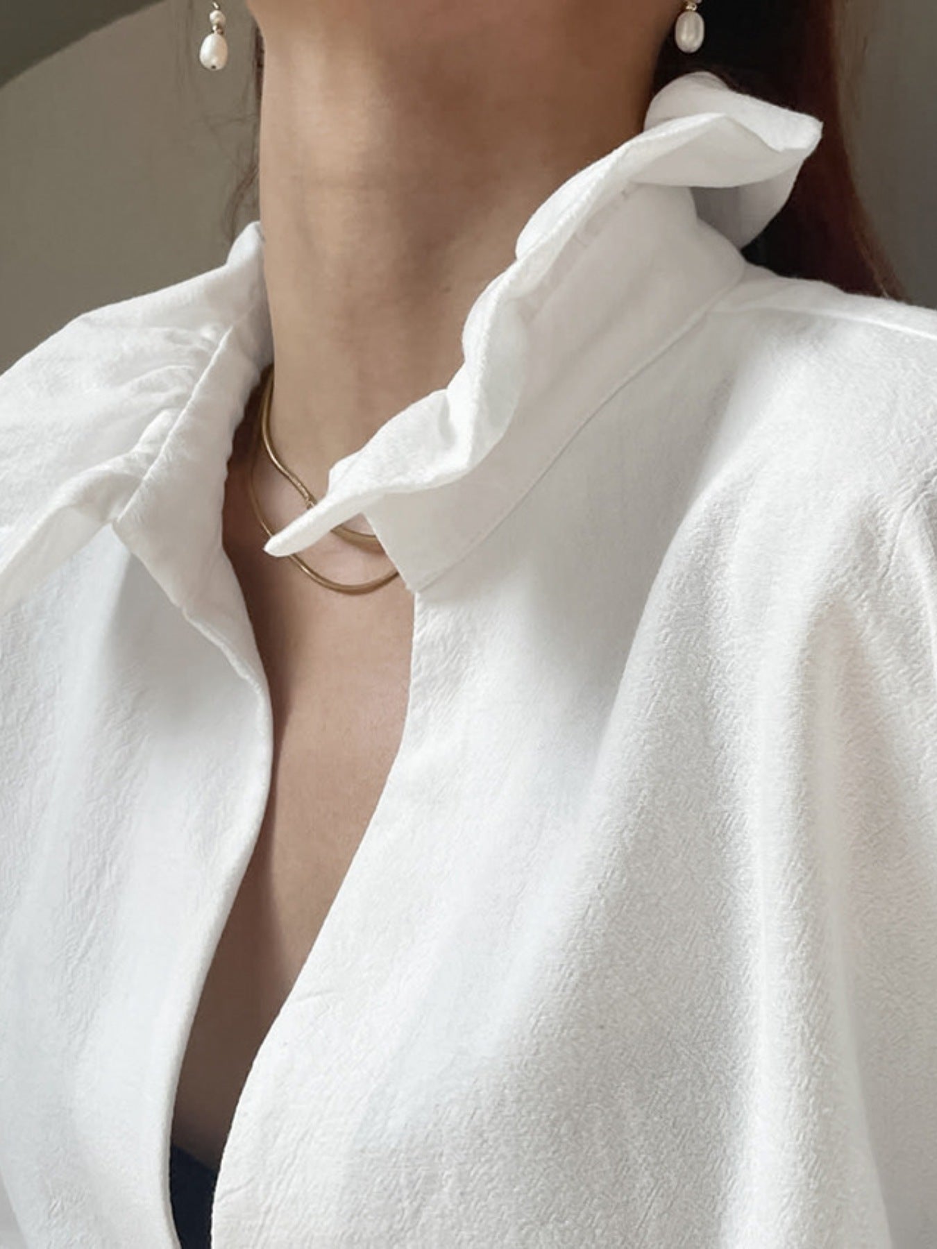 White Notched Flounce Sleeve Blouse