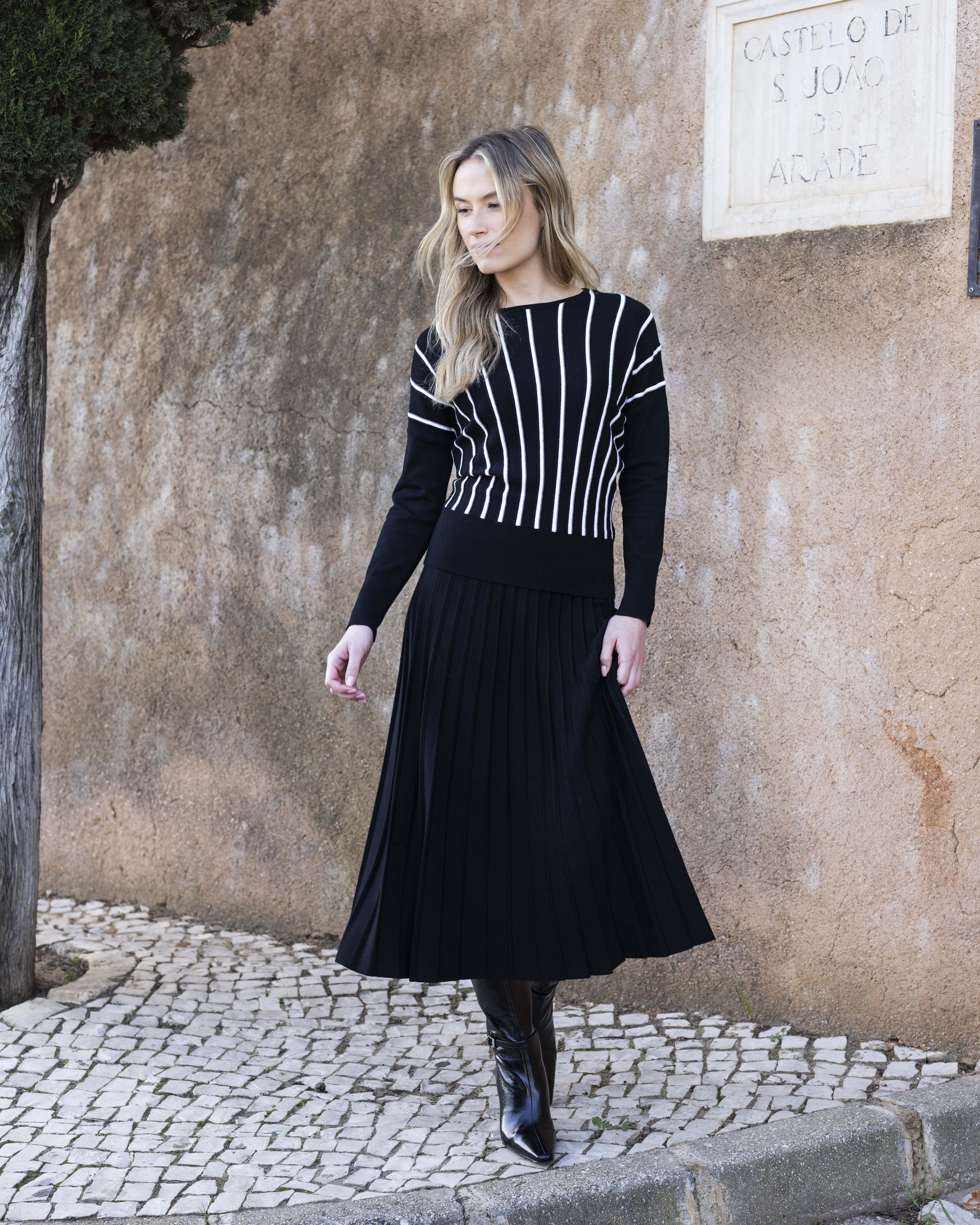 Ladies Vertical Striped Sweater