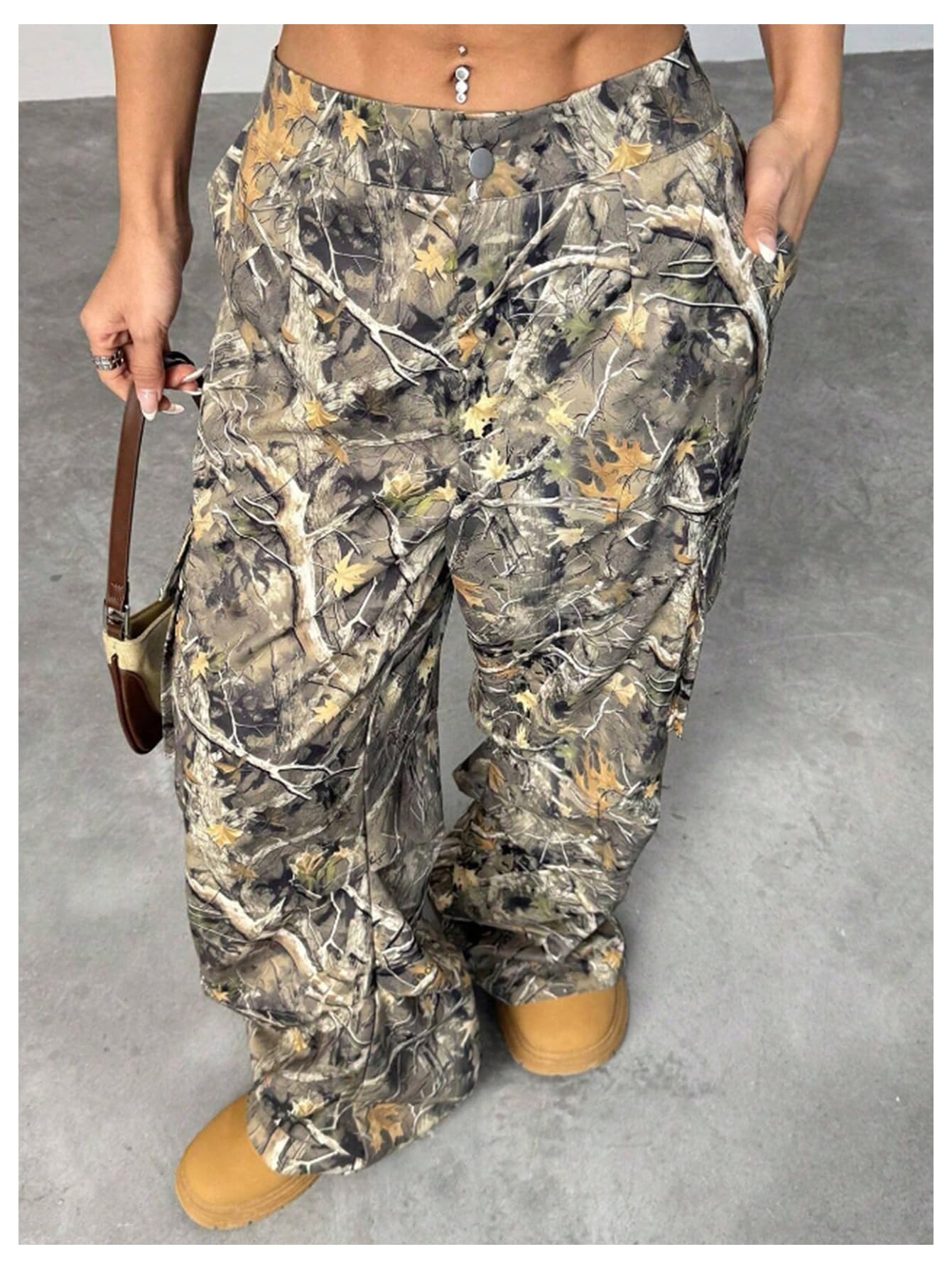 Floerns Women's Plus Size Baggy Cargo Camo Pants Wide Leg Streetwear Casual Pant