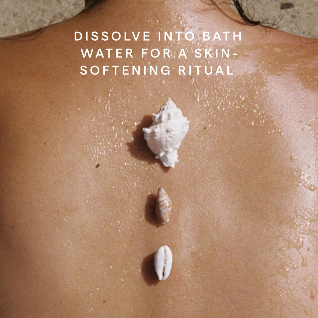 HERBIVORE Coconut Milk Bath Soak | Deeply Hydrating + Skin Softening, Soothing Light Coconut Scent, Vegan, Plant-Based