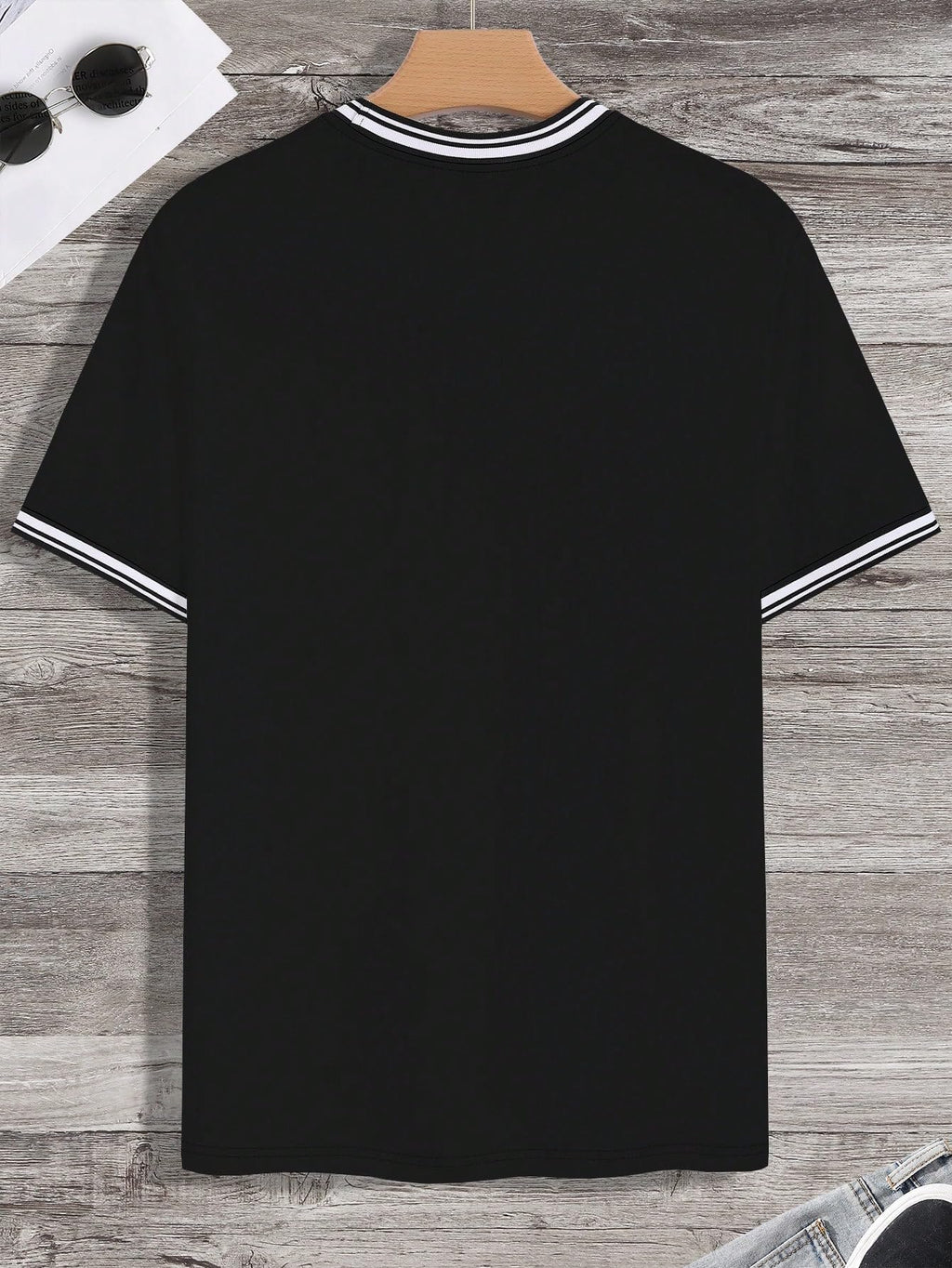 SOLY HUX Men's Crown Letter Print Striped Trim Tee Tops Short Sleeve Crew Neck Summer T Shirt