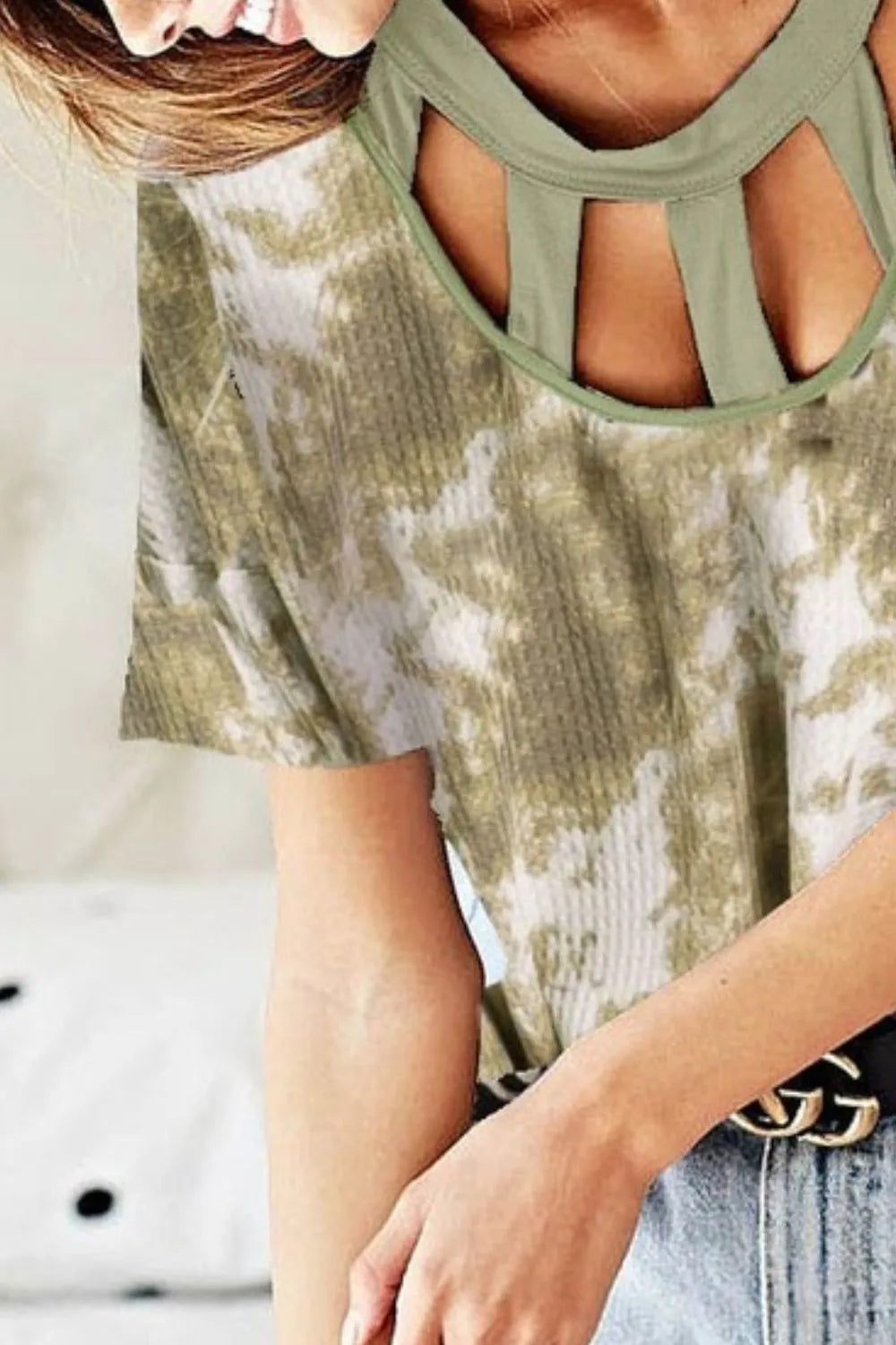 BiBi Tie Dye Print Waffle Top with Contrast Caged Neck Women's Top