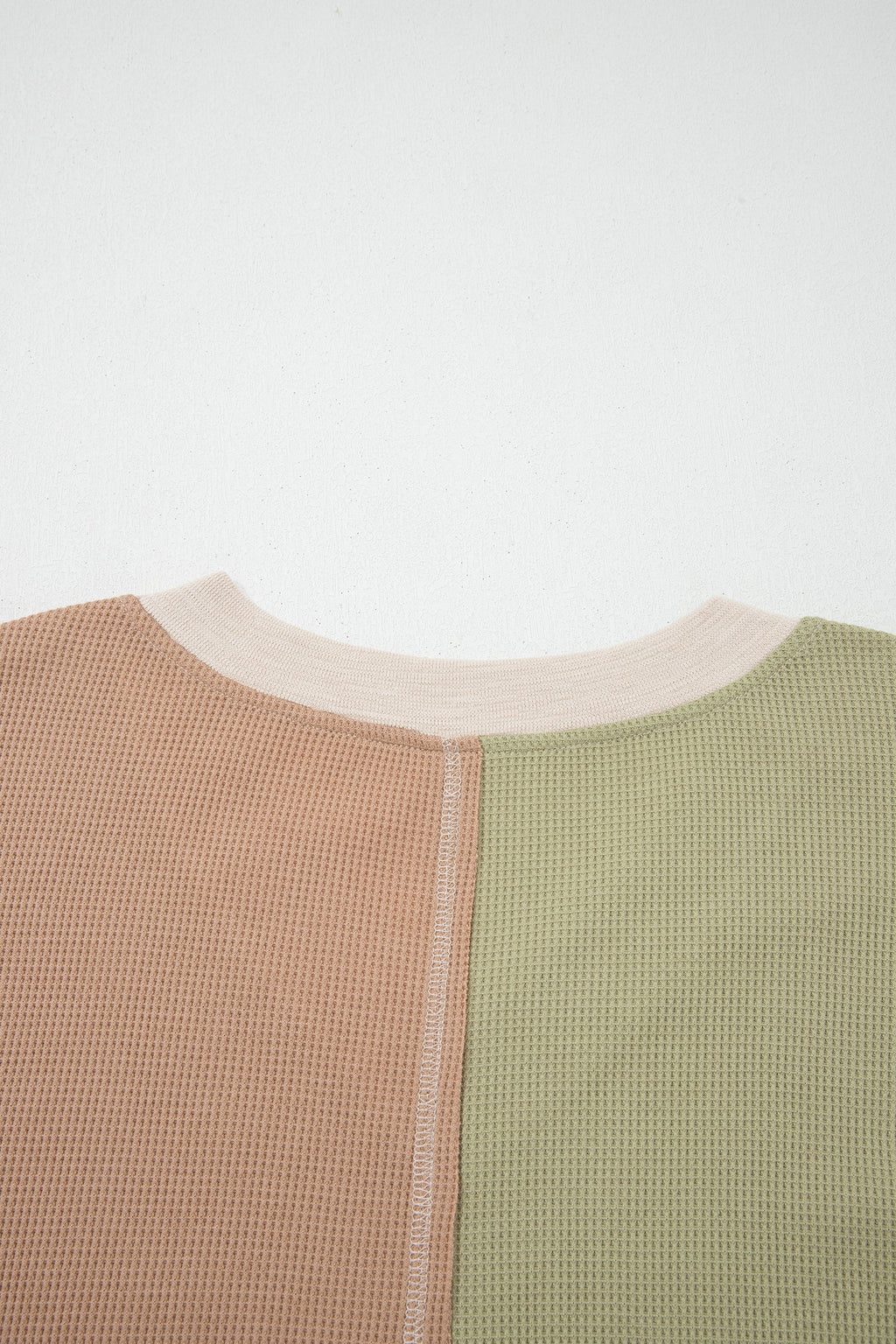 Color Block Patchwork V-Neck Top - Plus Size