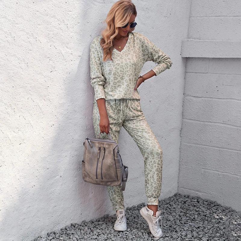 V-neck Long Sleeve Top Trousers Suit Printed Loose Pajamas For Women