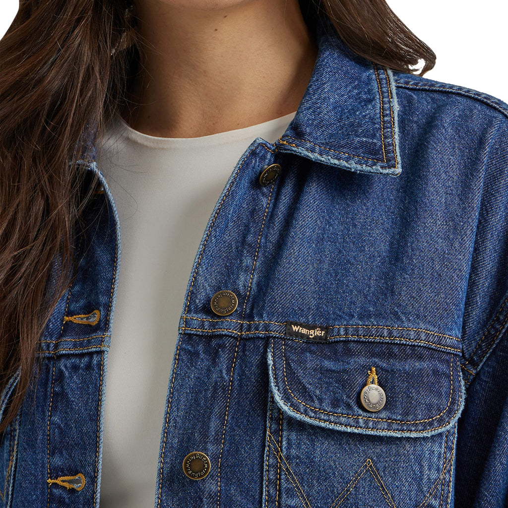 Wrangler womens Relaxed Fit Girlfriend Denim Jacket
