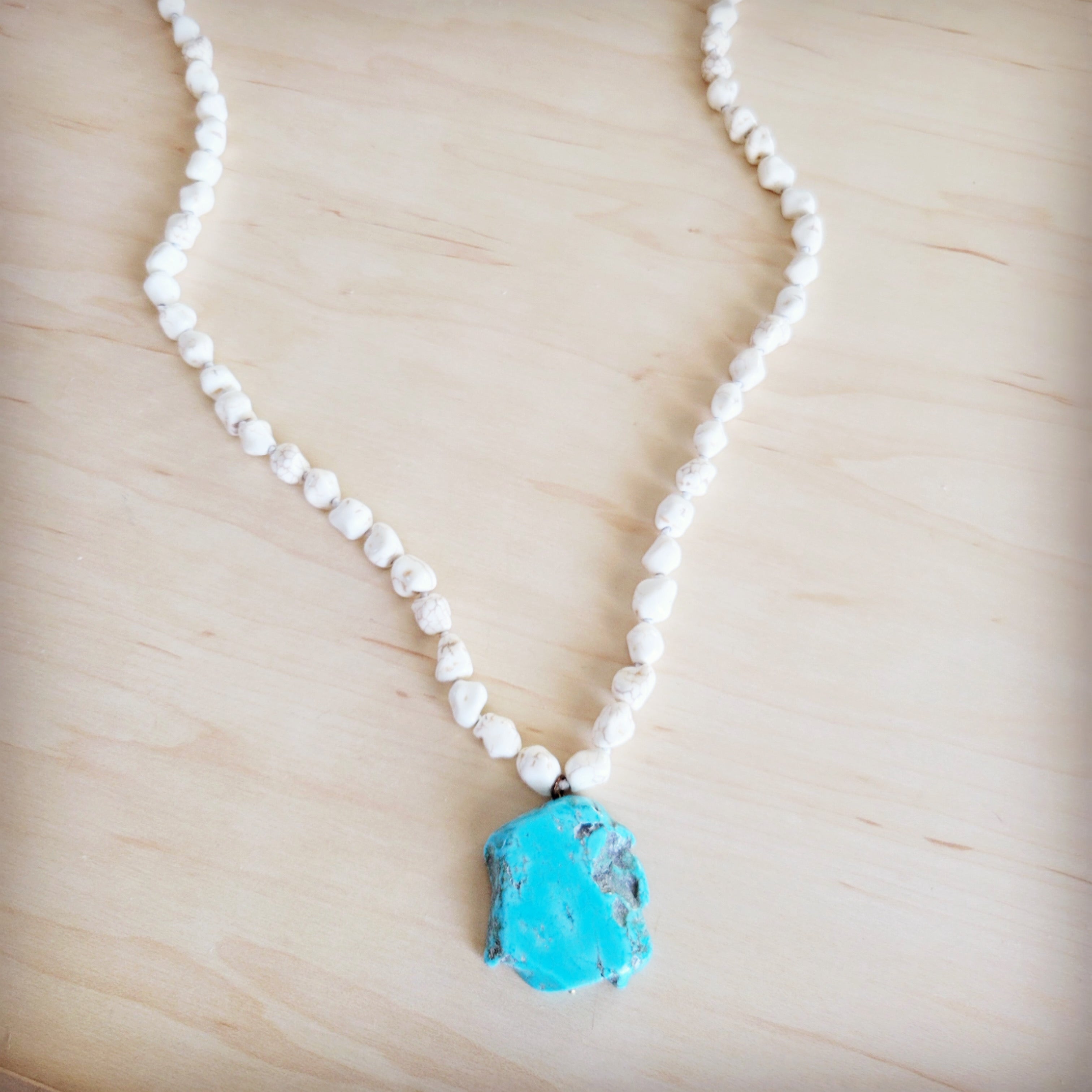 Long White Turquoise Beaded Necklace w/ Turquoise Pendant 263d