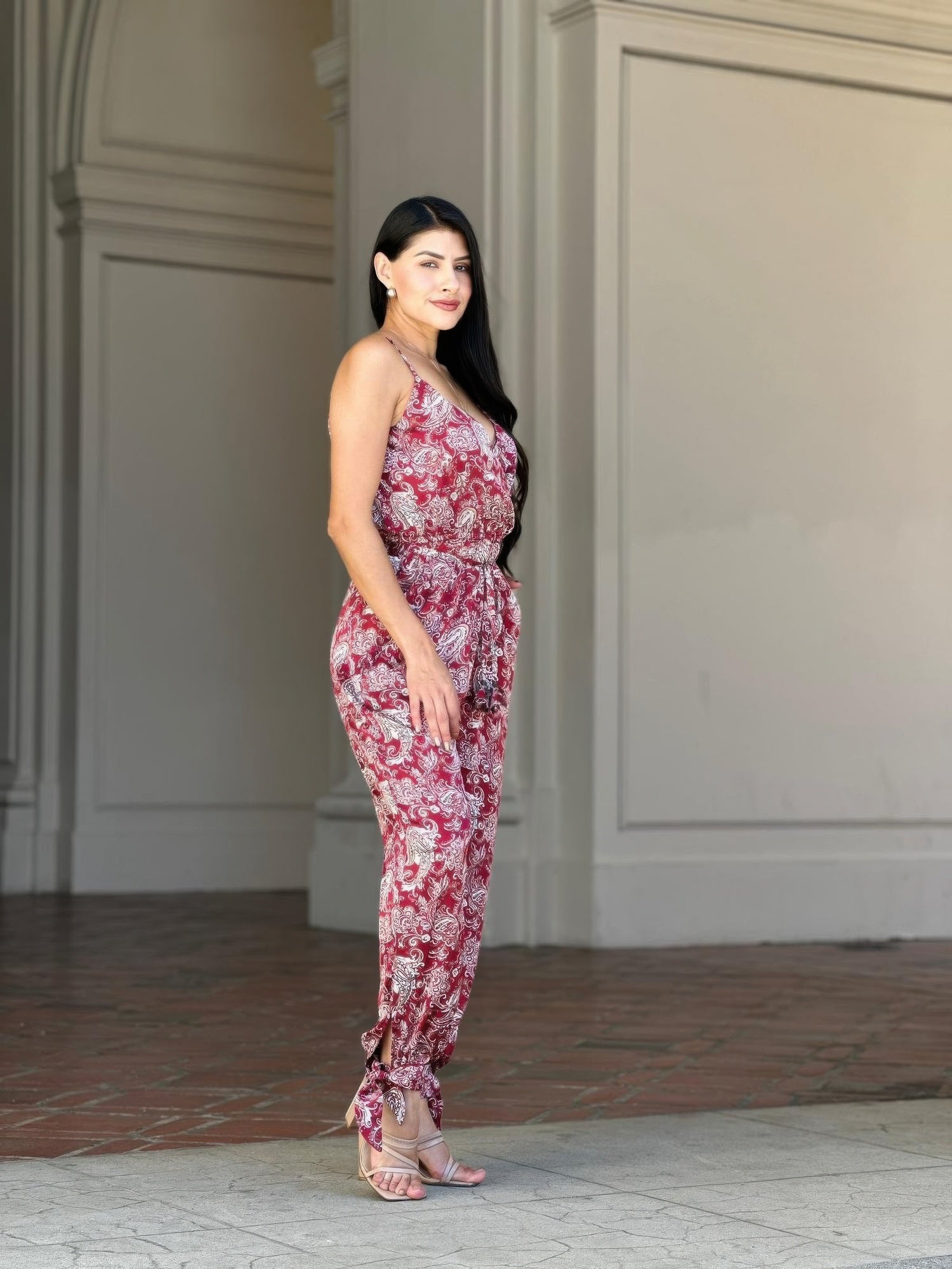Paisley Print Tie Waist Jumpsuit – V-Neck Sleeveless Women's Summer Jumpsuit