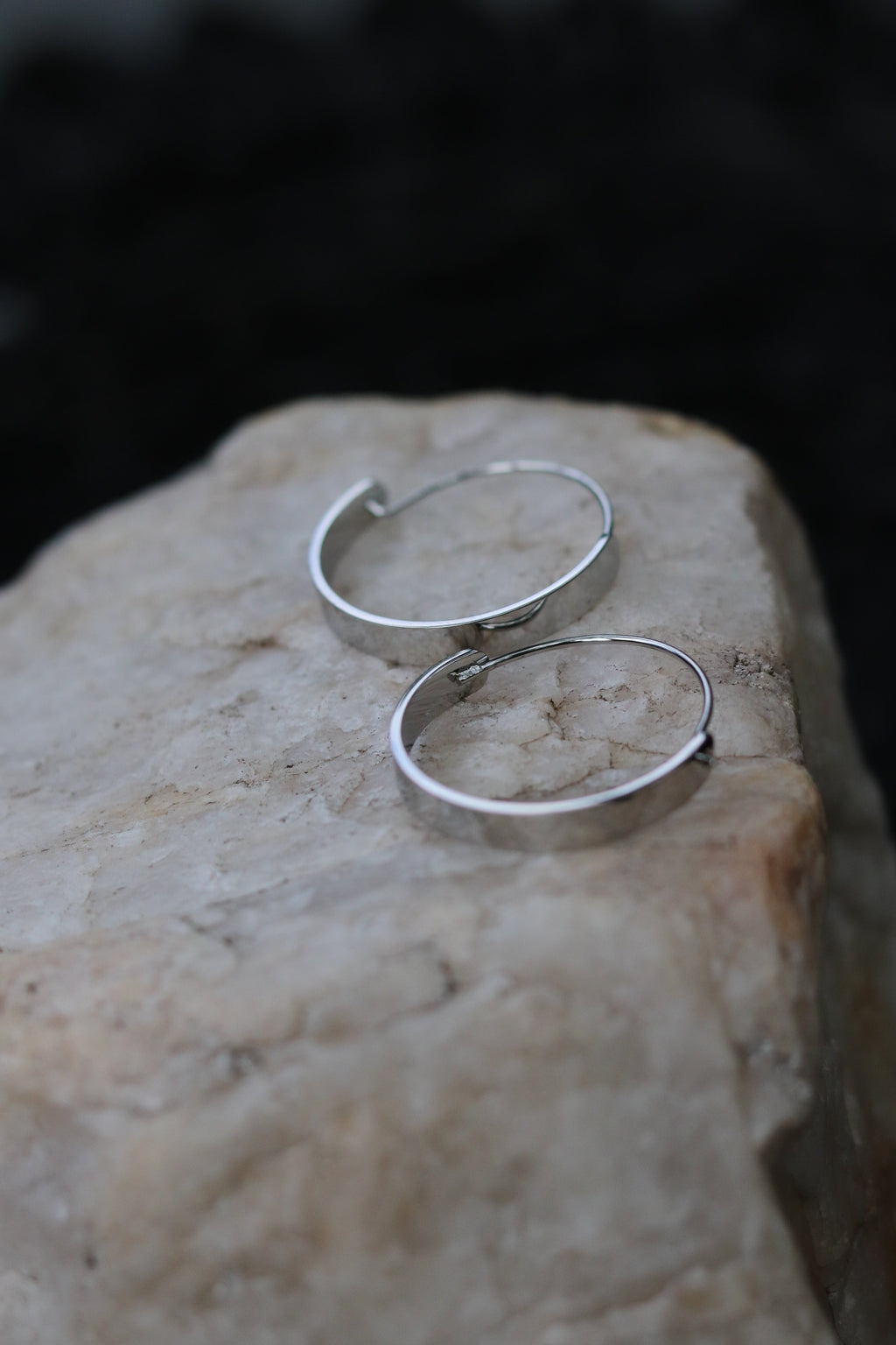 Edge Hoops Earrings - Water Proof (Silver and Gold)
