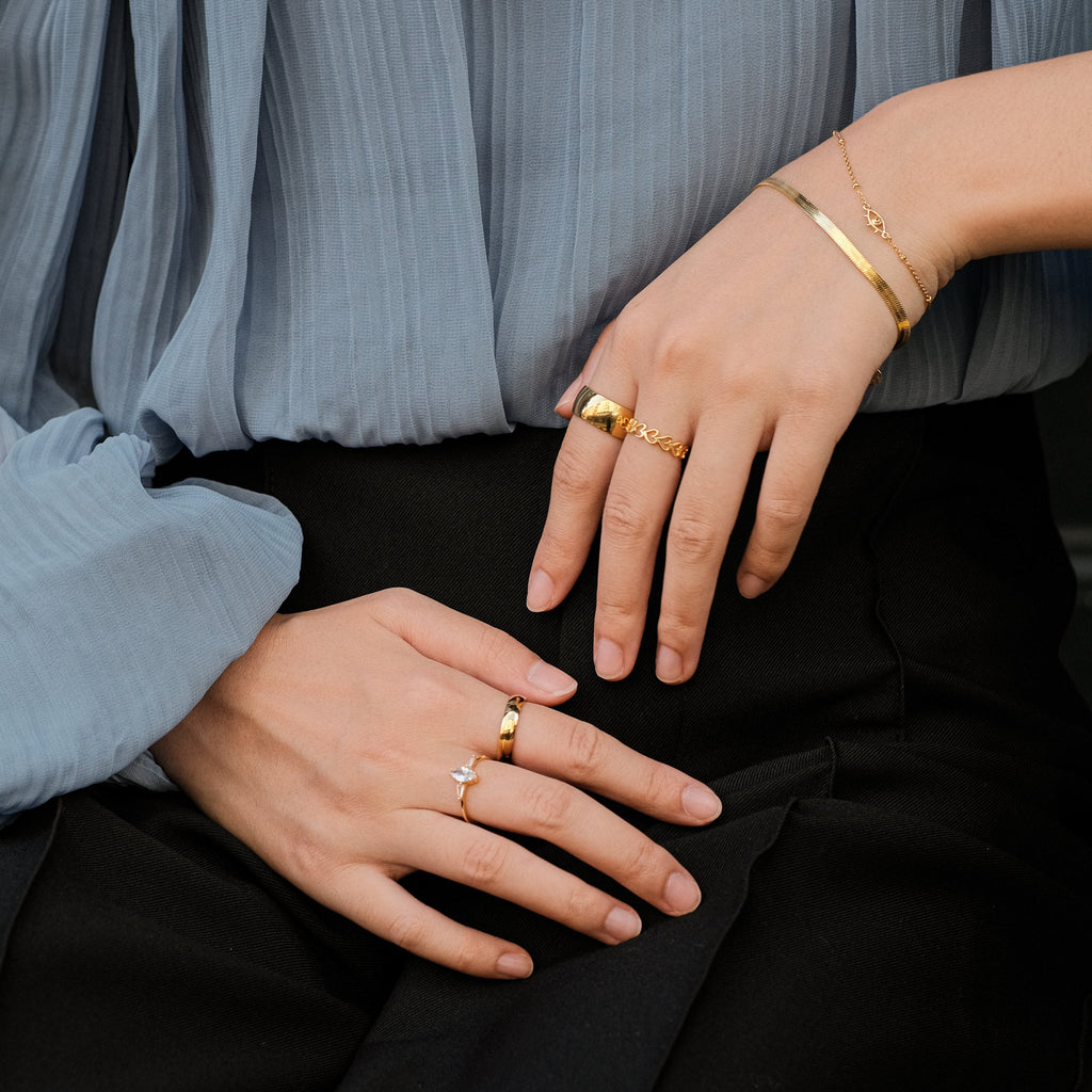 Hollow Heart Ring