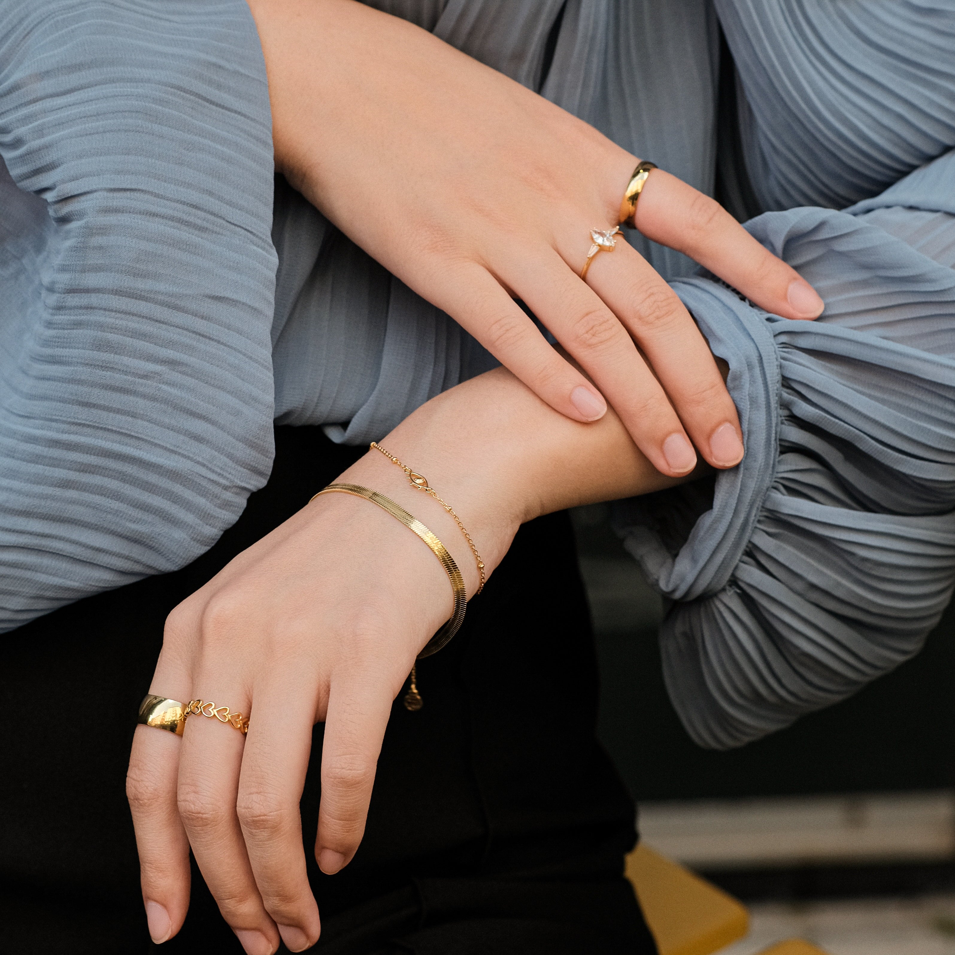 Hollow Heart Ring