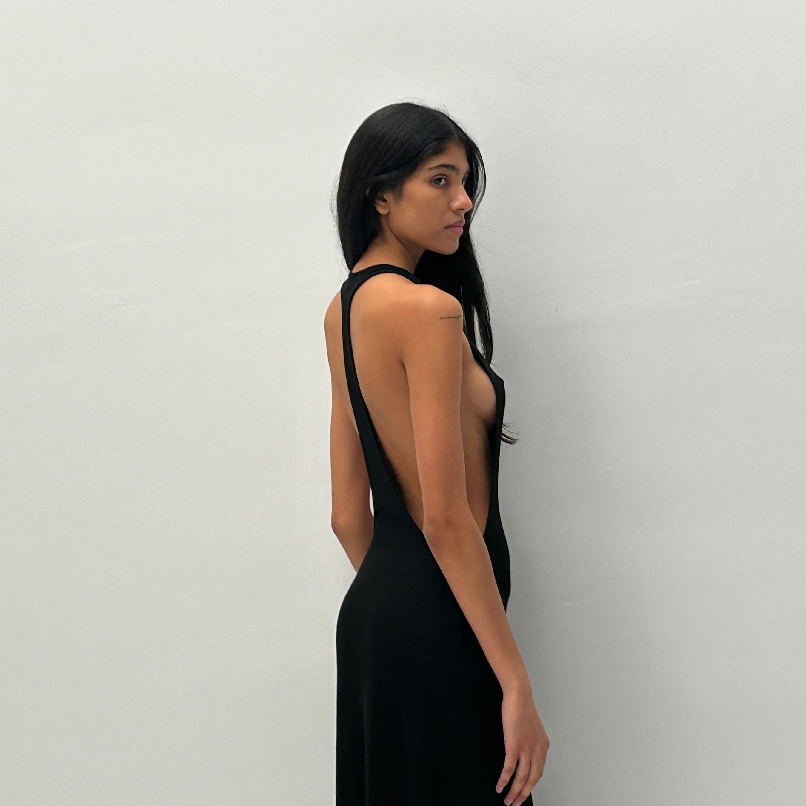 Ethna Backless Open Side Black Maxi Dress