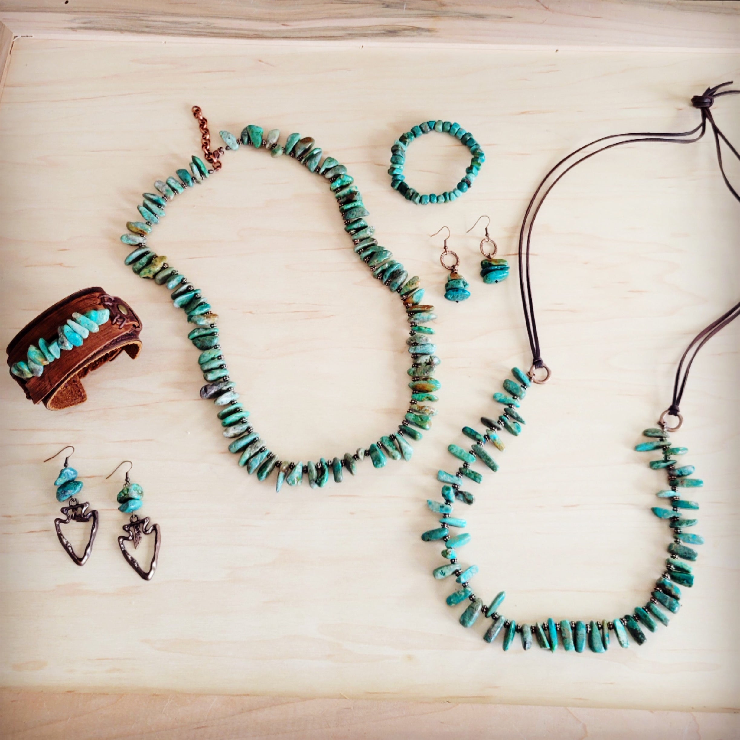 Natural Turquoise Stacked Stone Necklace with Leather Ties 263e