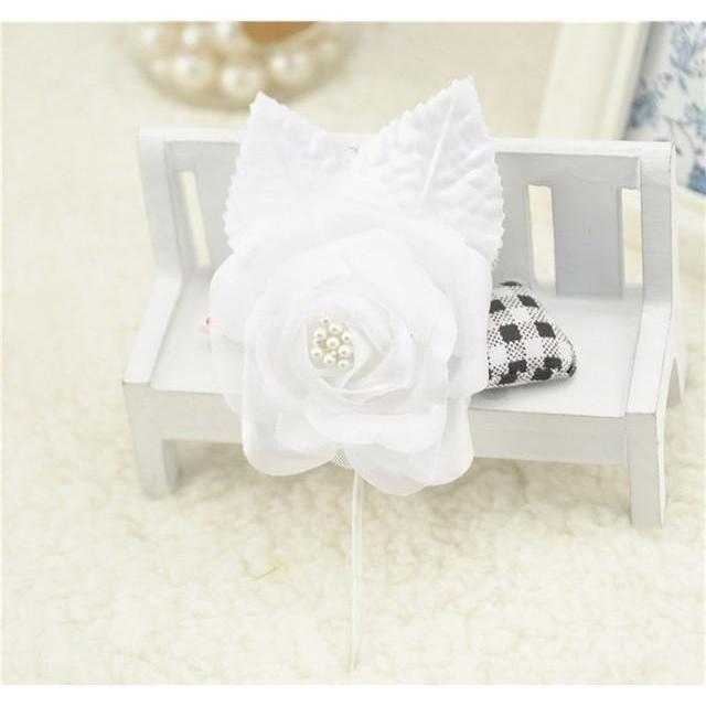 Fancy White Brooch Boutonniere