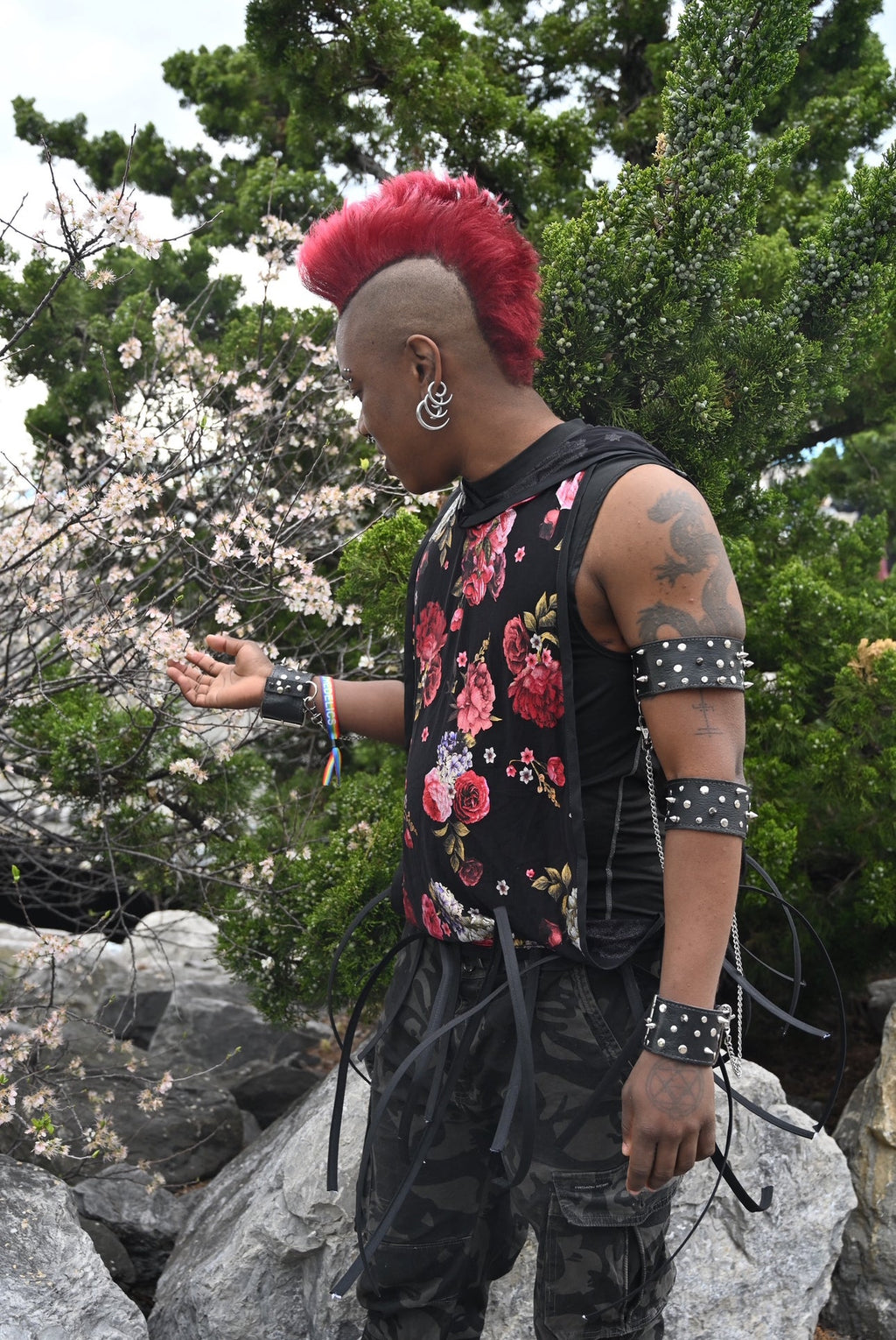Floral Boned Muscle Tee