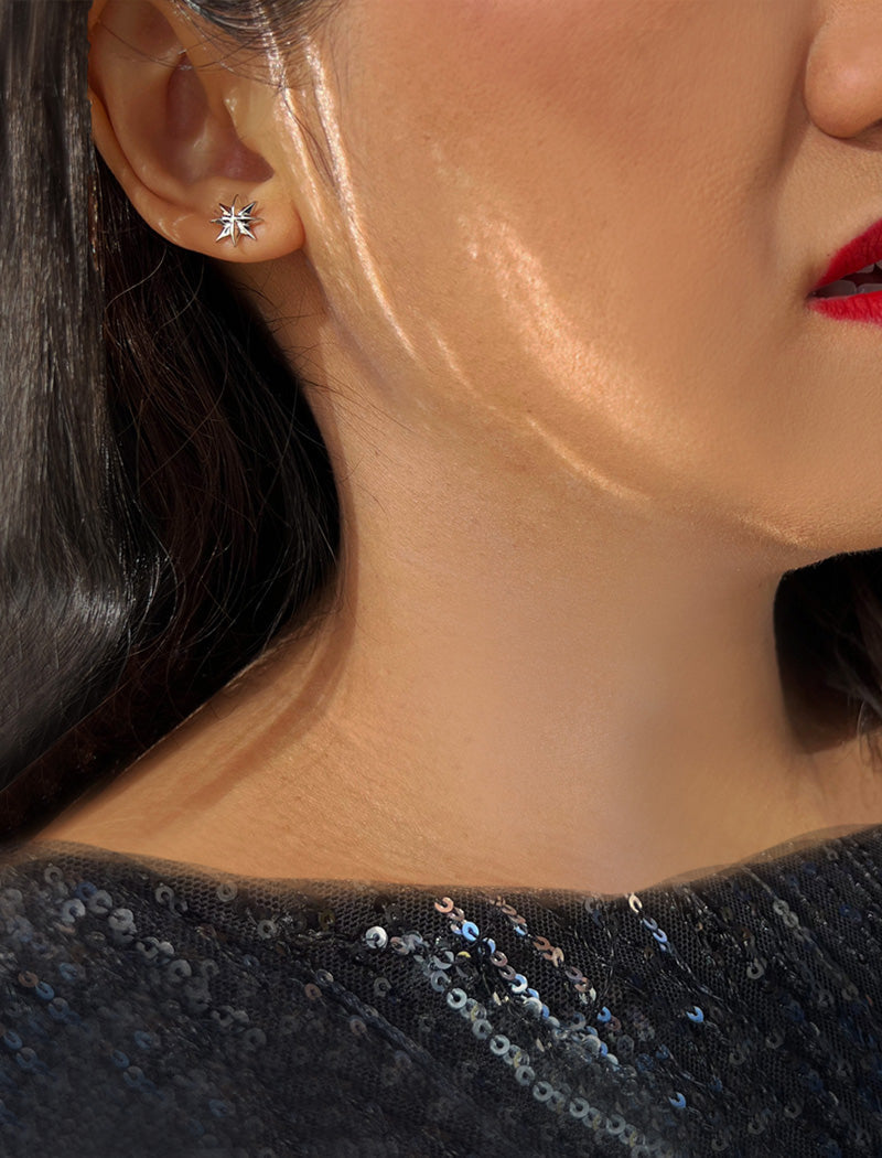SPARKLE Star Stud Earrings