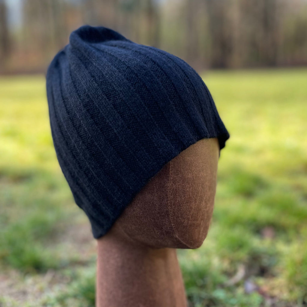 Öndör: Ribbed Cashmere Skull Cap - Pure Mongolian Cashmere