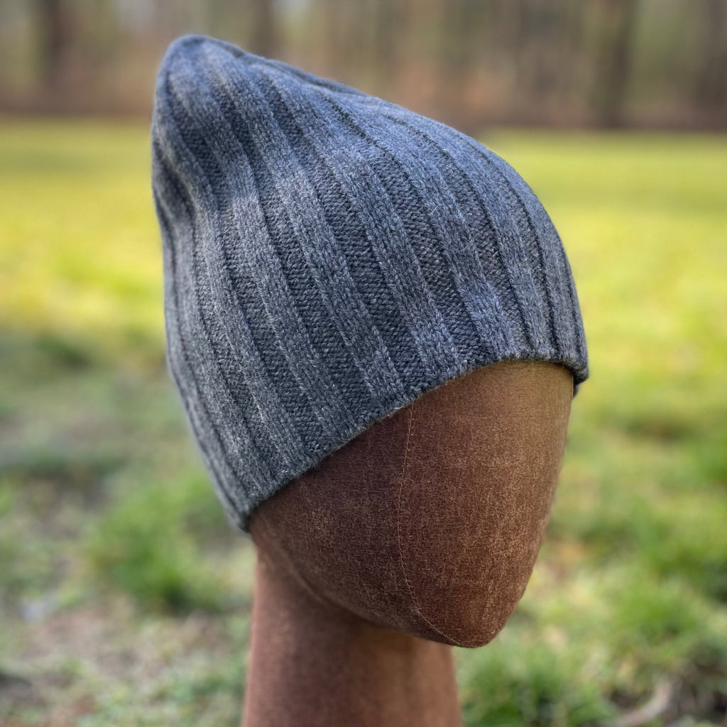Öndör: Ribbed Cashmere Skull Cap - Pure Mongolian Cashmere