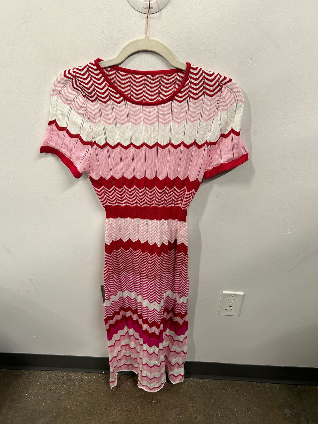 Rose Chevron Knit Midi Dress